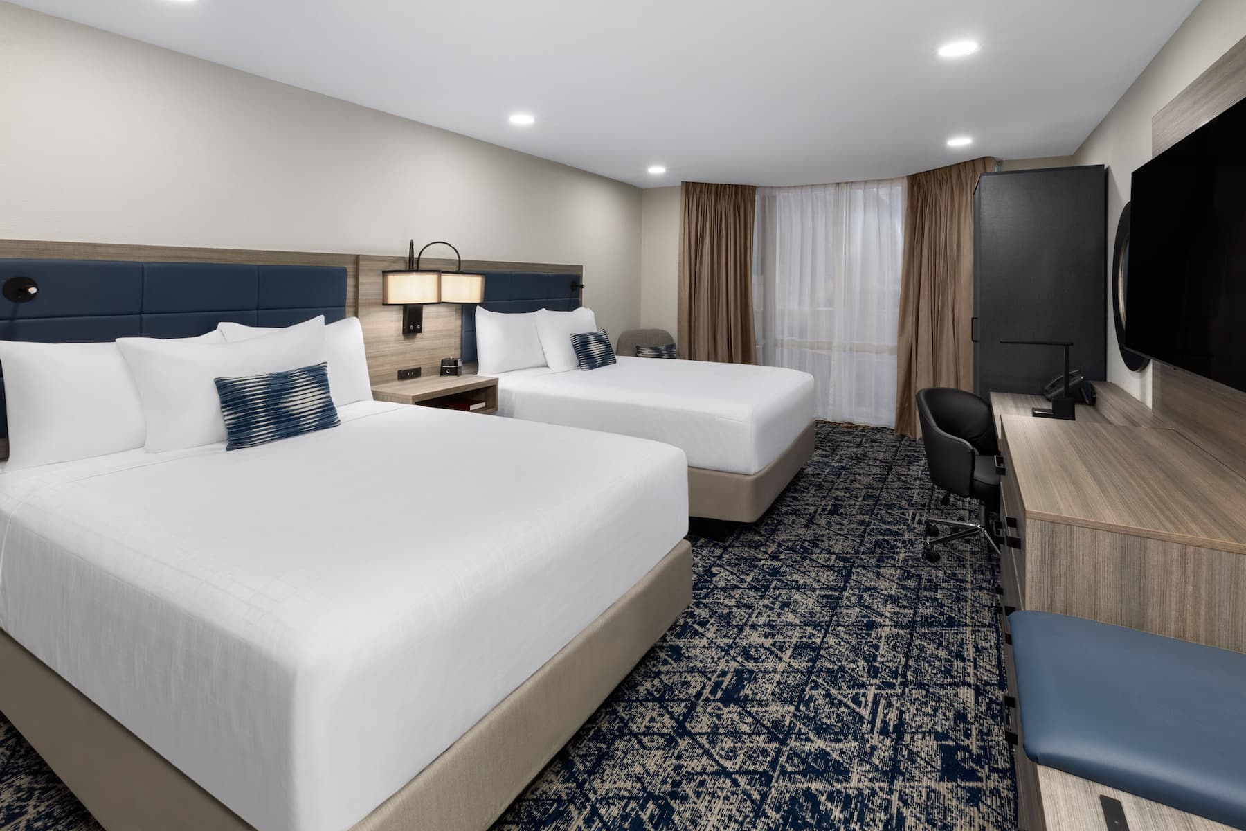 Guest room at the Wyndham DFW Airport in Irving, Texas