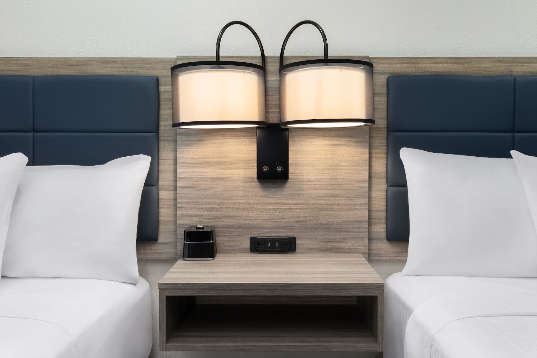 Guest room at the Wyndham DFW Airport in Irving, Texas