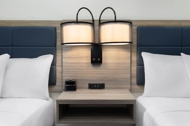 Guest room at the Wyndham DFW Airport in Irving, Texas