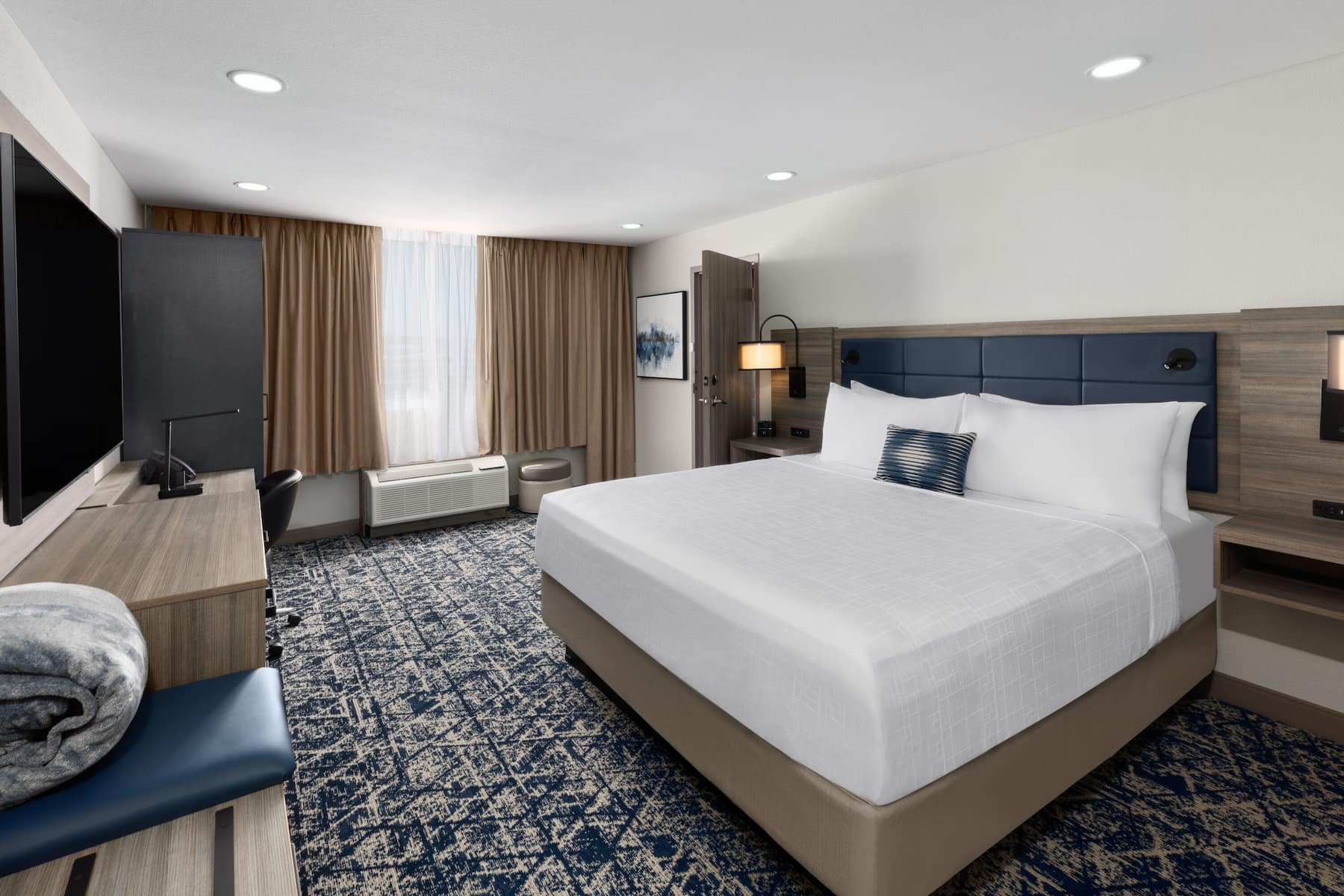 Wyndham DFW Airport presidential suite in Irving, Texas