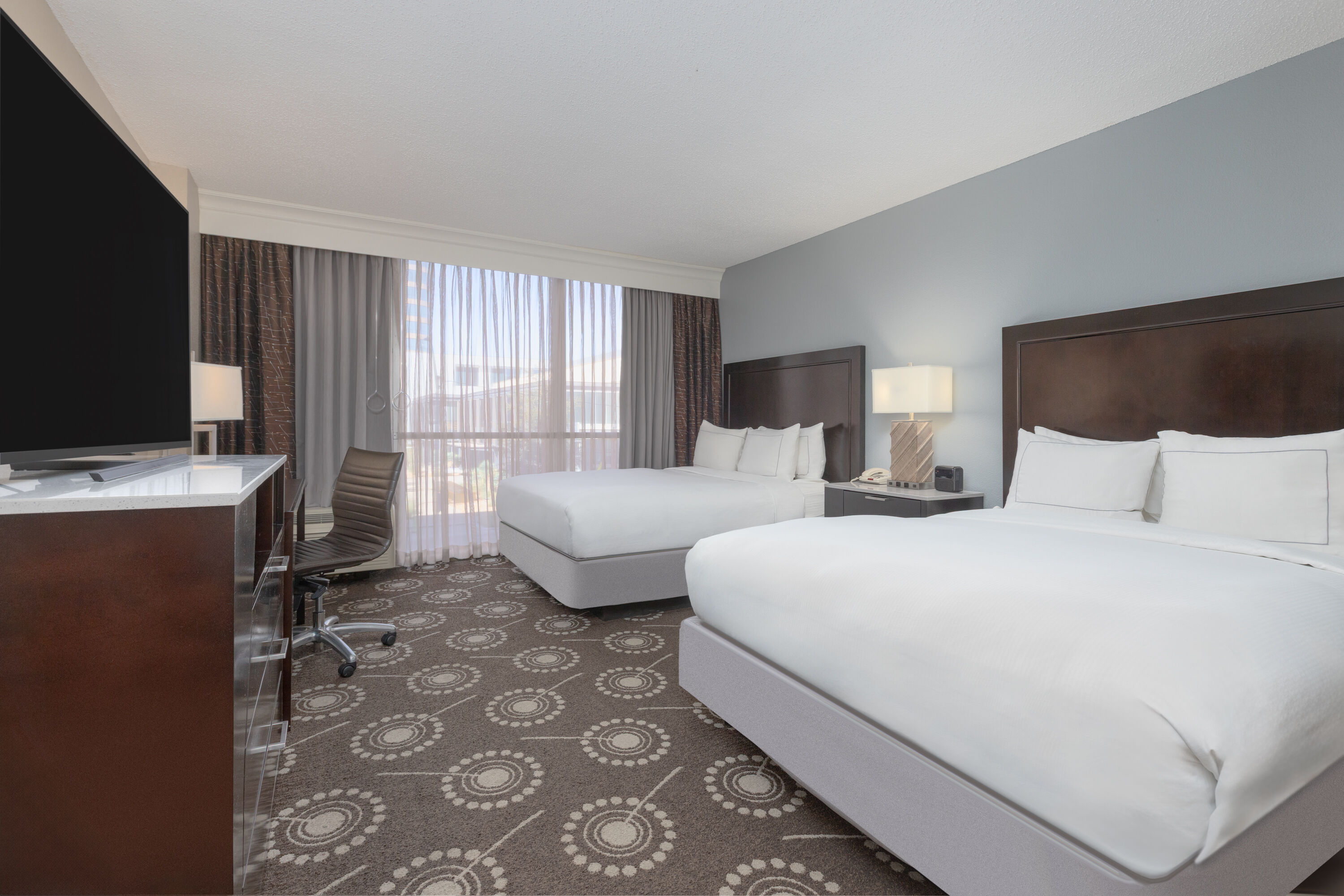 Guest room at the Wyndham Midland Downtown in Midland, Texas