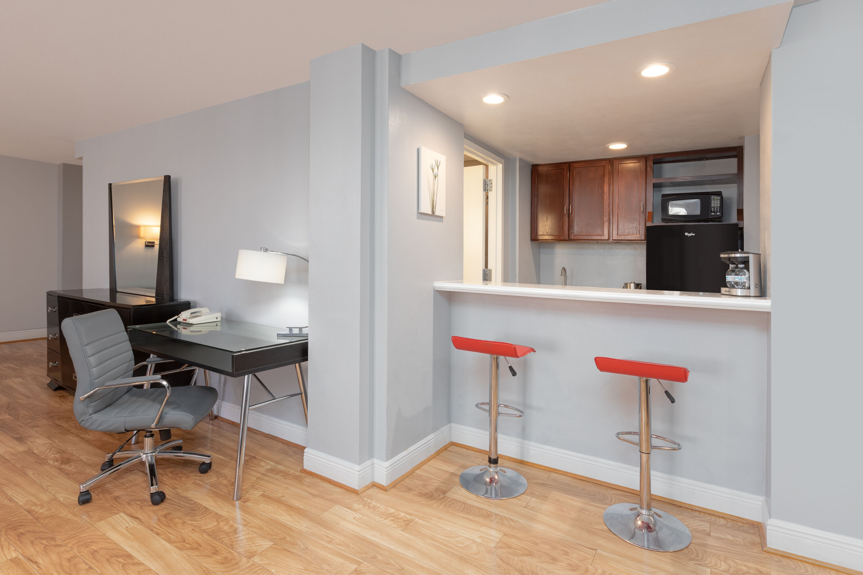 Wyndham Midland Downtown suite in Midland, Texas