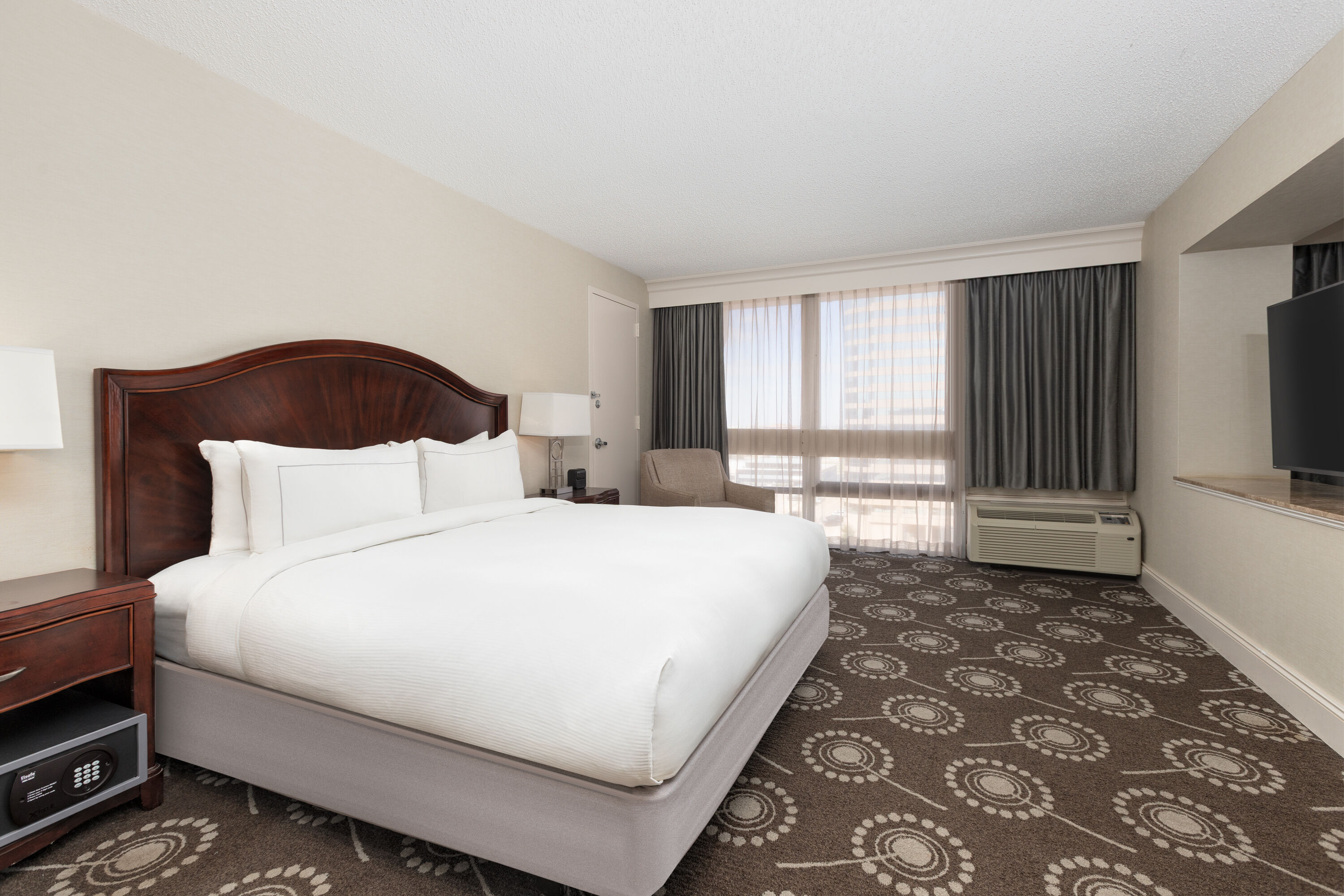 Wyndham Midland Downtown suite in Midland, Texas