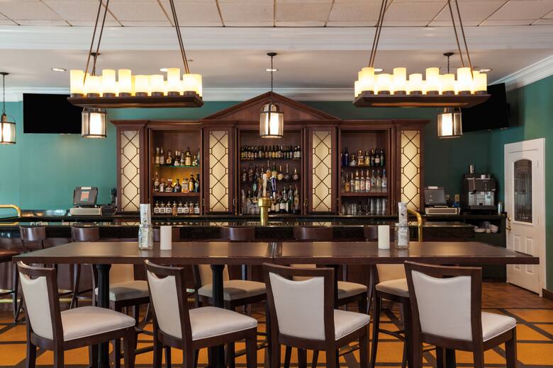Bar at Wyndham Virginia Crossings Hotel & Conference Center in Glen Allen, Virginia