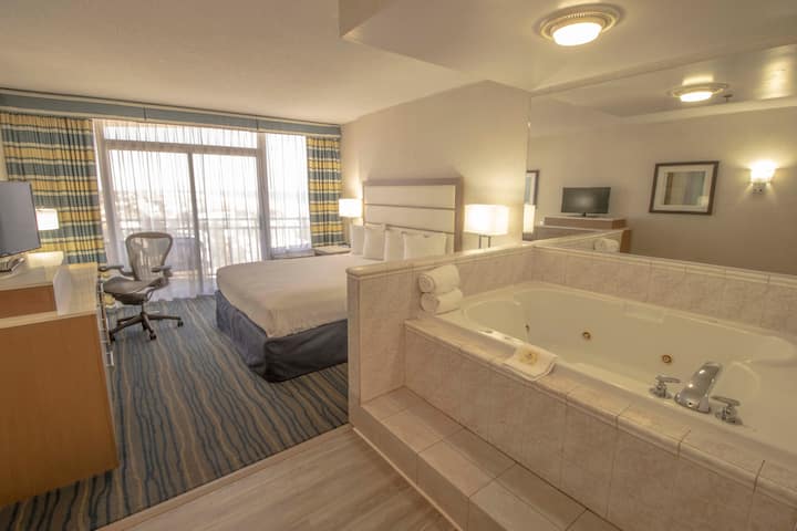 Guest room at the Wyndham Virginia Beach Oceanfront in Virginia Beach, Virginia