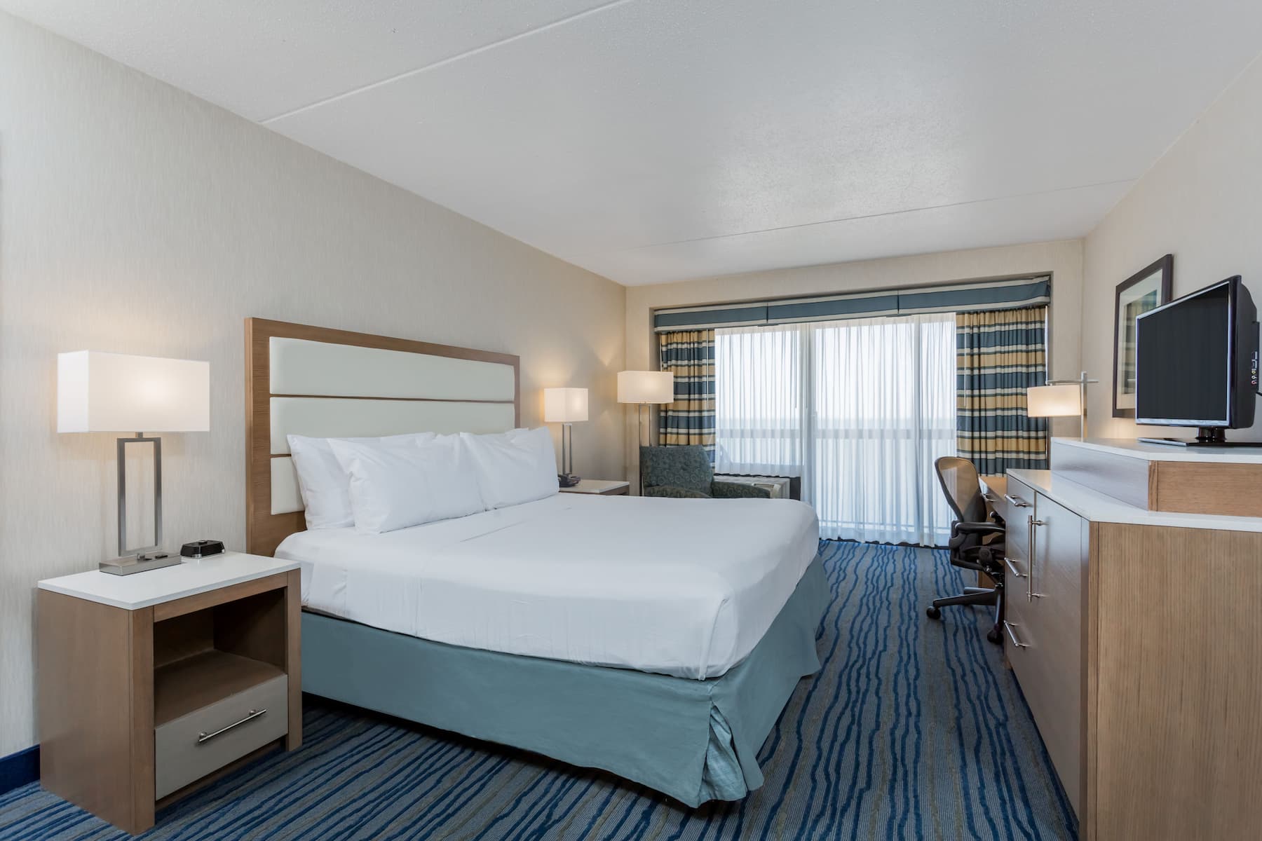 Guest room at the Wyndham Virginia Beach Oceanfront in Virginia Beach, Virginia