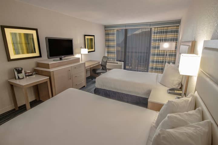 Guest room at the Wyndham Virginia Beach Oceanfront in Virginia Beach, Virginia