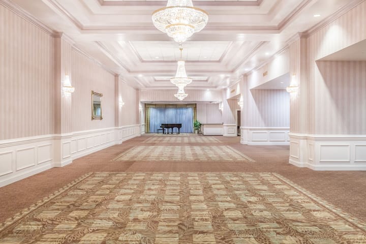 Reception meeting room at Wyndham Virginia Beach Oceanfront in Virginia Beach, Virginia