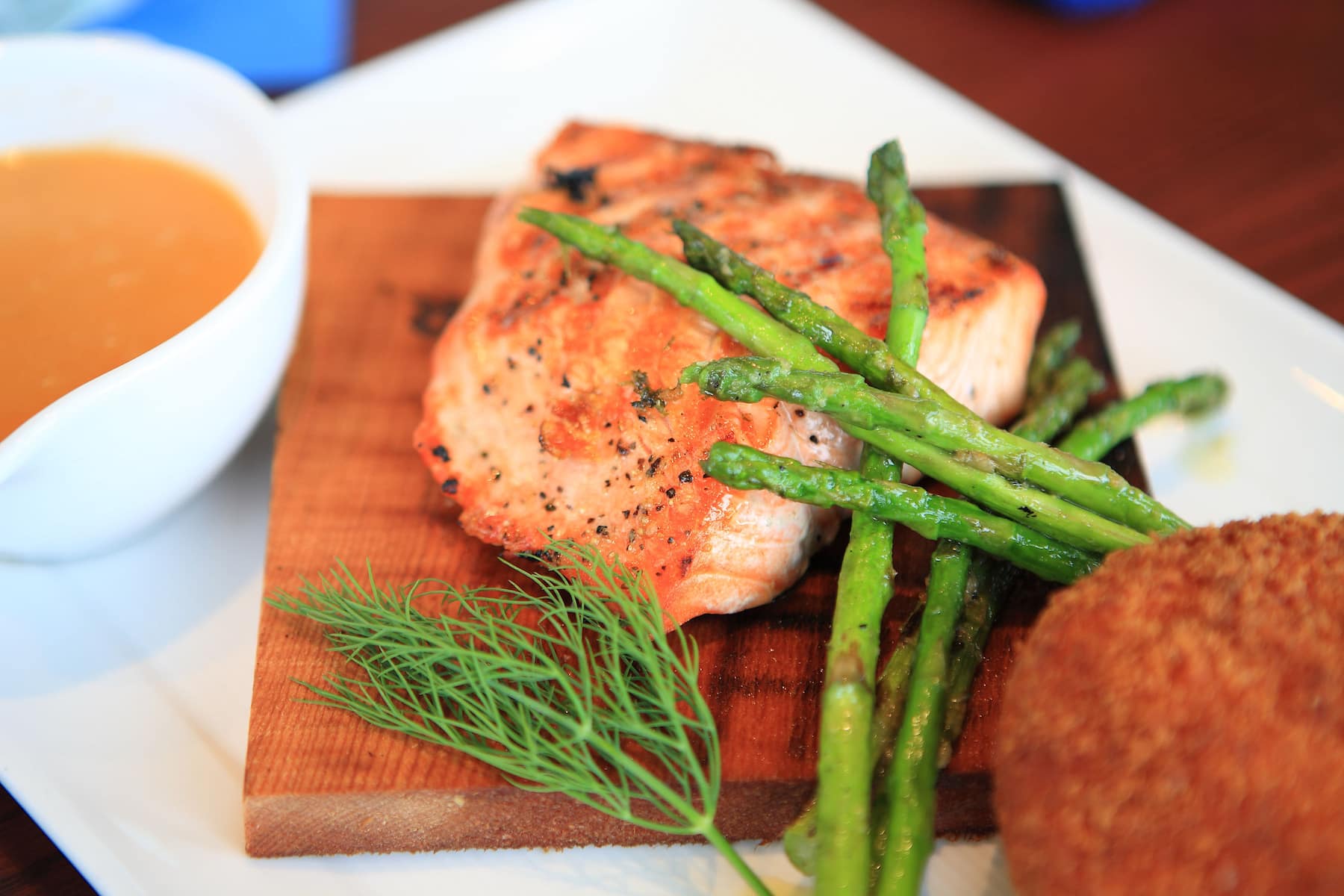 Wyndham Virginia Beach Oceanfront restaurant in Virginia Beach, Virginia
