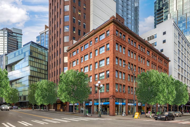 Exterior Day Image of Reside Seattle Downtown, a Wyndham Residence hotel in Seattle, Washington