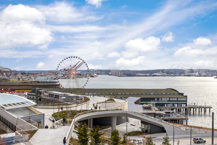 Local attraction at Reside Seattle Downtown, a Wyndham Residence in Seattle, Washington
