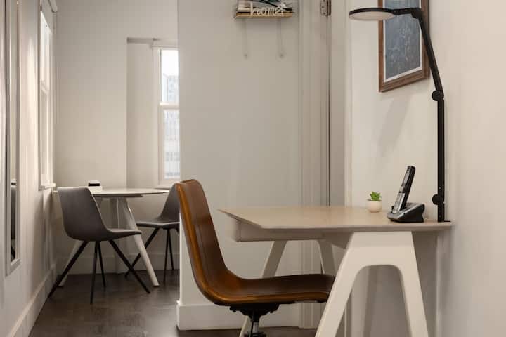 Reside Seattle Downtown, a Wyndham Residence suite in Seattle, Washington