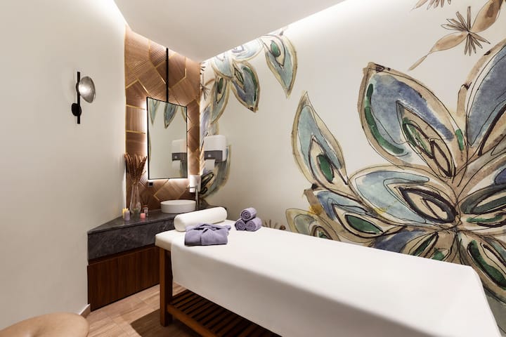 Wyndham Bukhara spa in Bukhara, Other than US/Canada