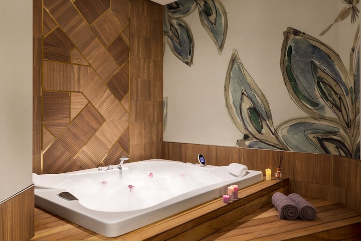 Wyndham Bukhara spa in Bukhara, Other than US/Canada