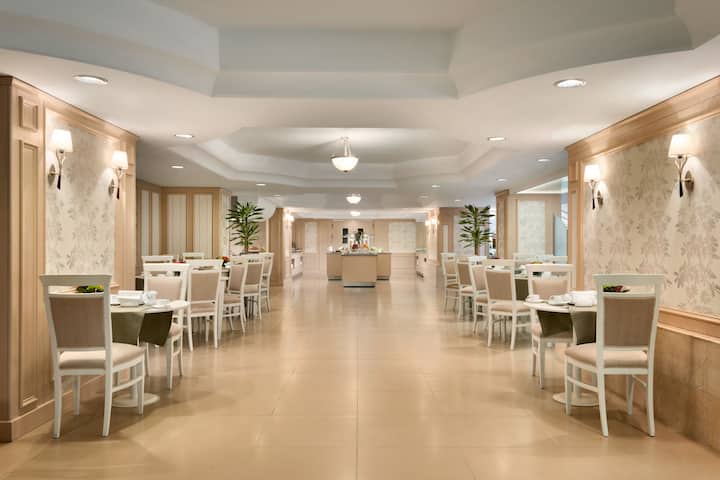 Wyndham Tashkent restaurant breakfast area with seating in Tashkent, Other than US/Canada