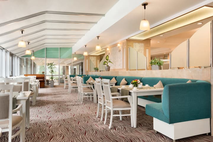 Wyndham Tashkent restaurant breakfast area with seating in Tashkent, Other than US/Canada