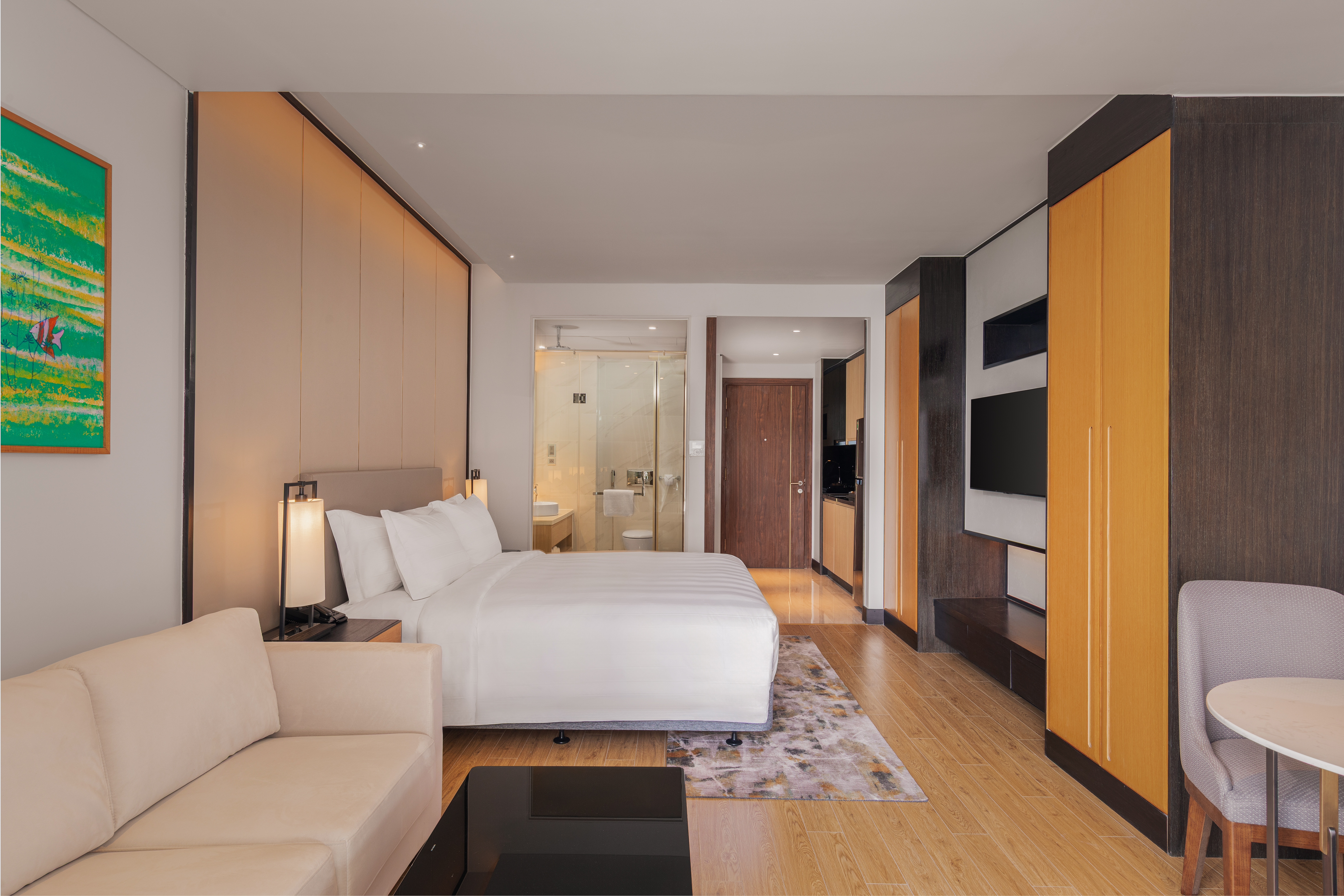 Guest room at the Wyndham Soleil Danang in Danang, Other than US/Canada