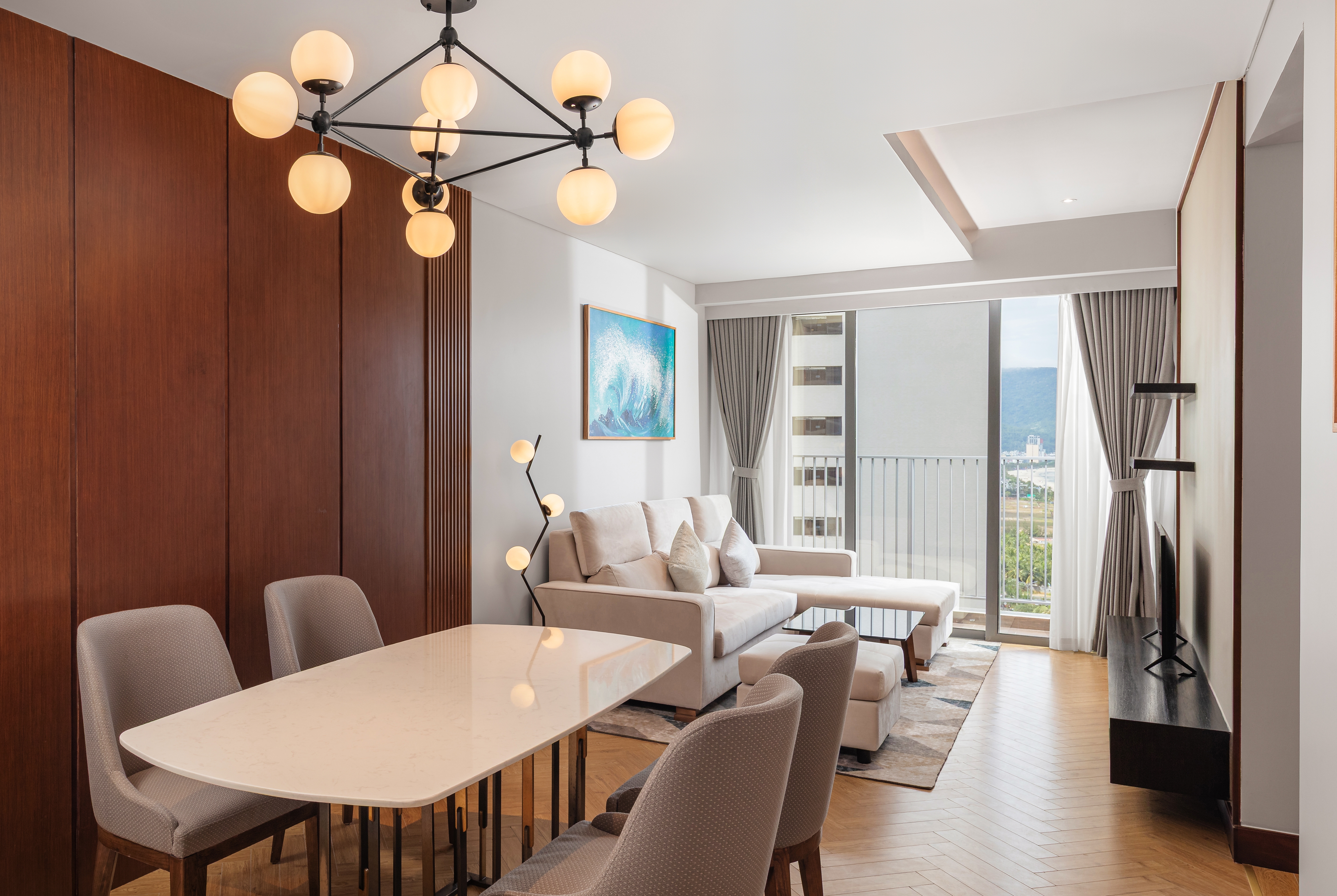 Guest room at the Wyndham Soleil Danang in Danang, Other than US/Canada