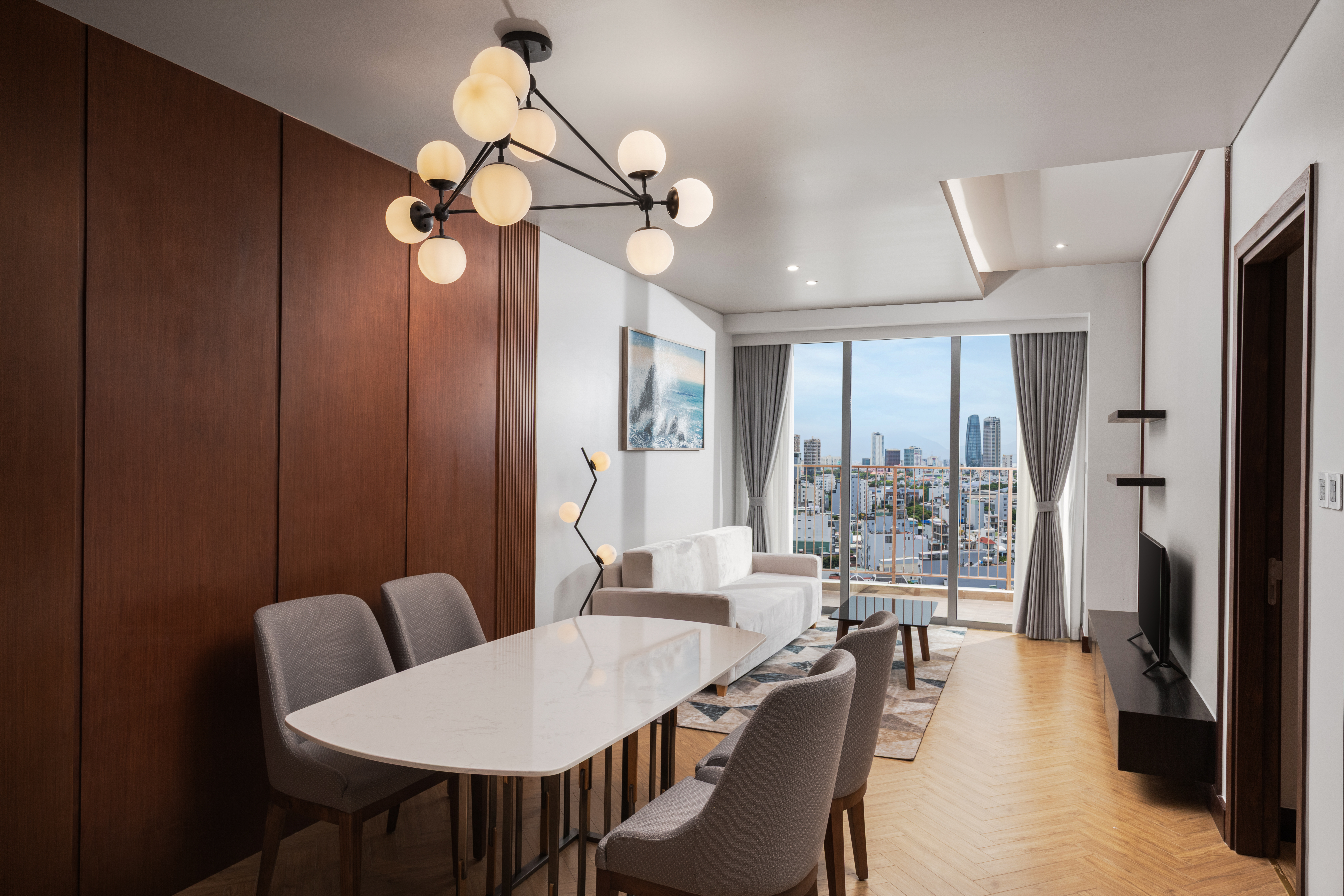 Guest room at the Wyndham Soleil Danang in Danang, Other than US/Canada