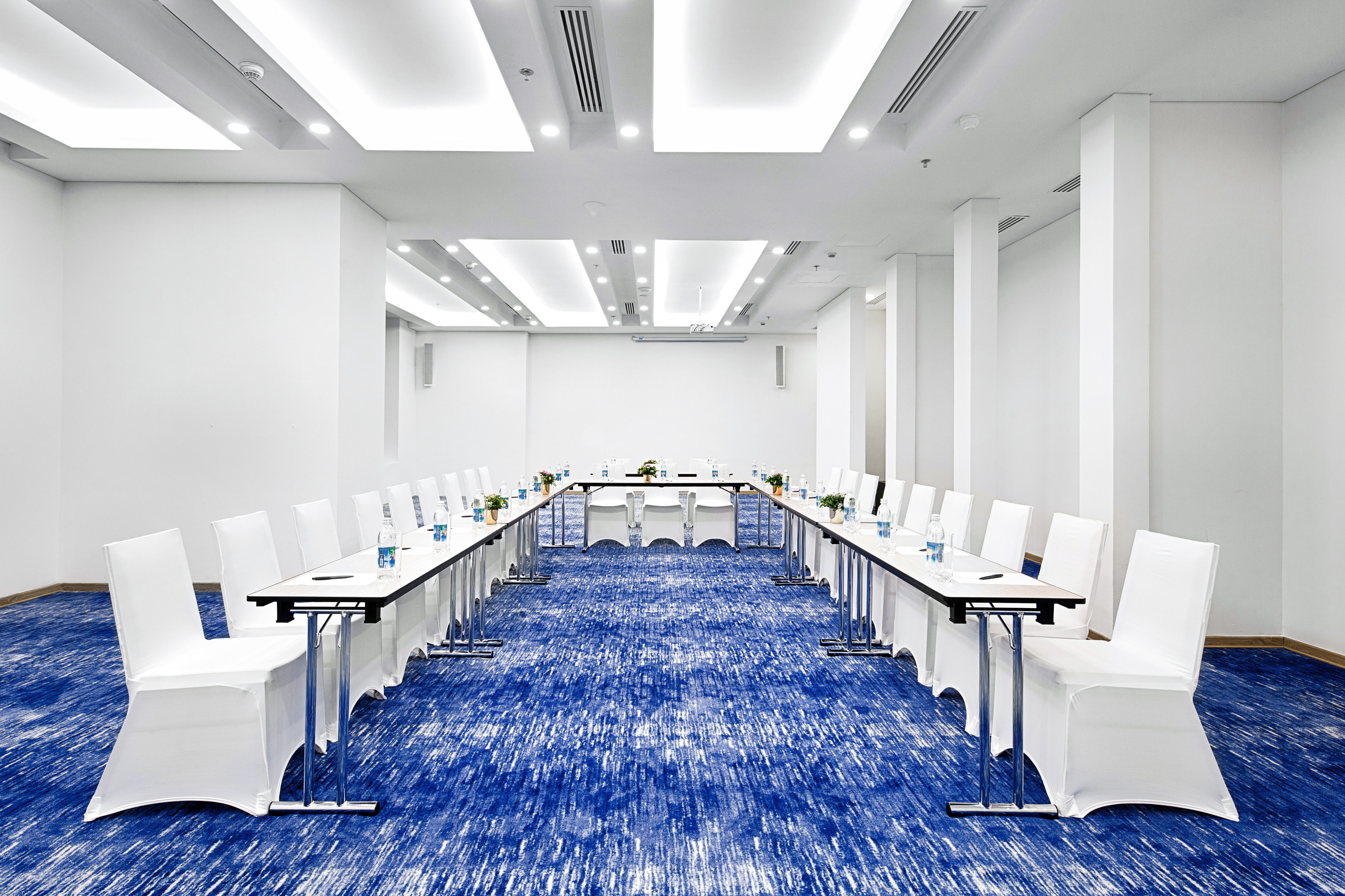 Wyndham Danang Golden Bay ballroom in Danang, Other than US/Canada