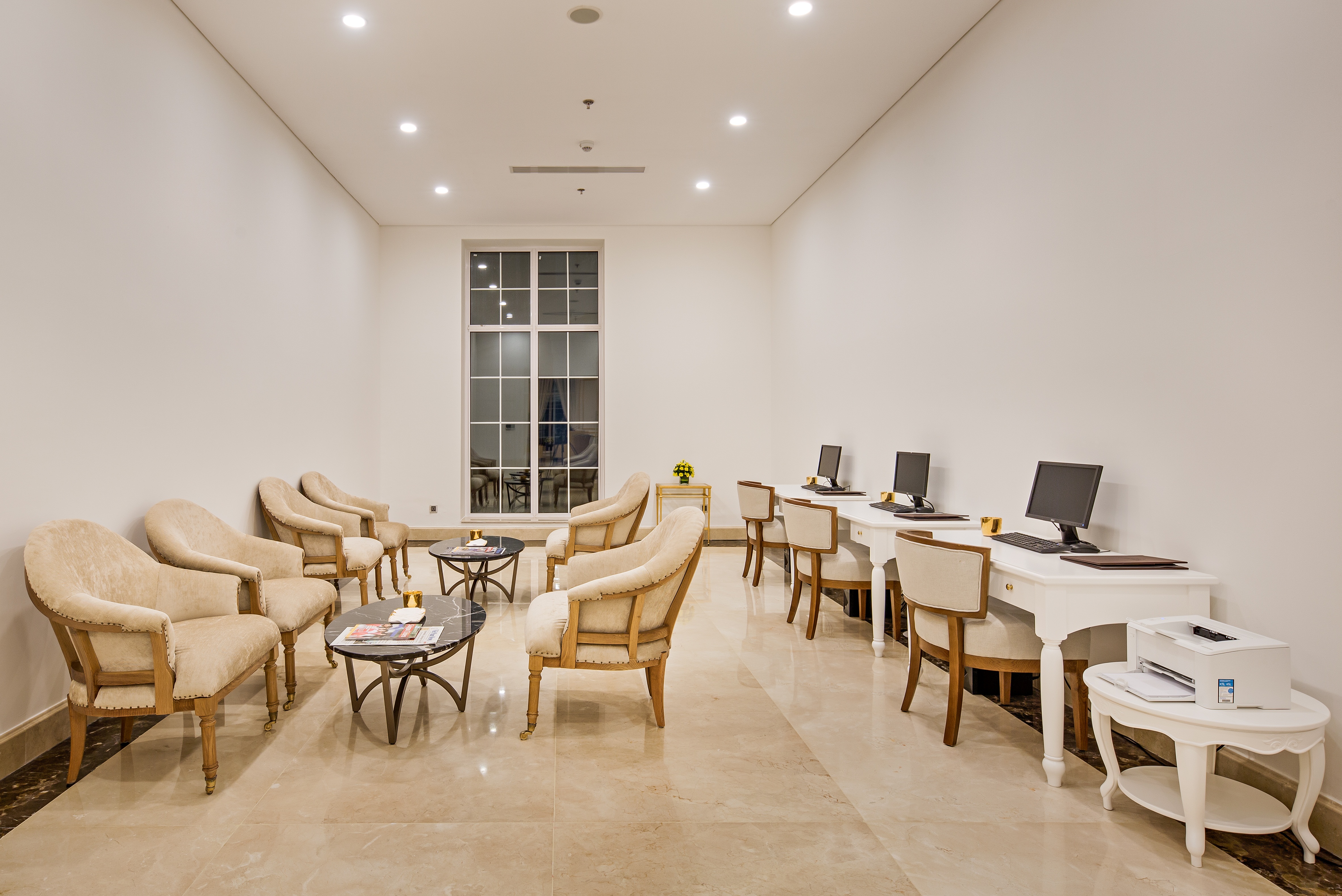 Meeting room at Wyndham Danang Golden Bay in Danang, Other than US/Canada