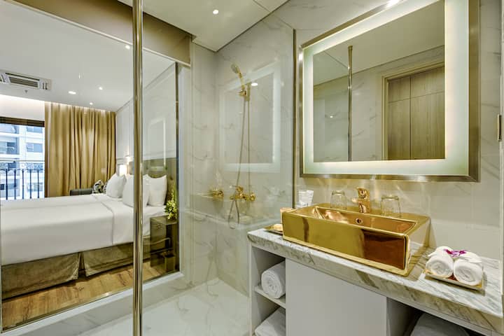 Guest room bath at the Wyndham Danang Golden Bay in Danang, Other than US/Canada