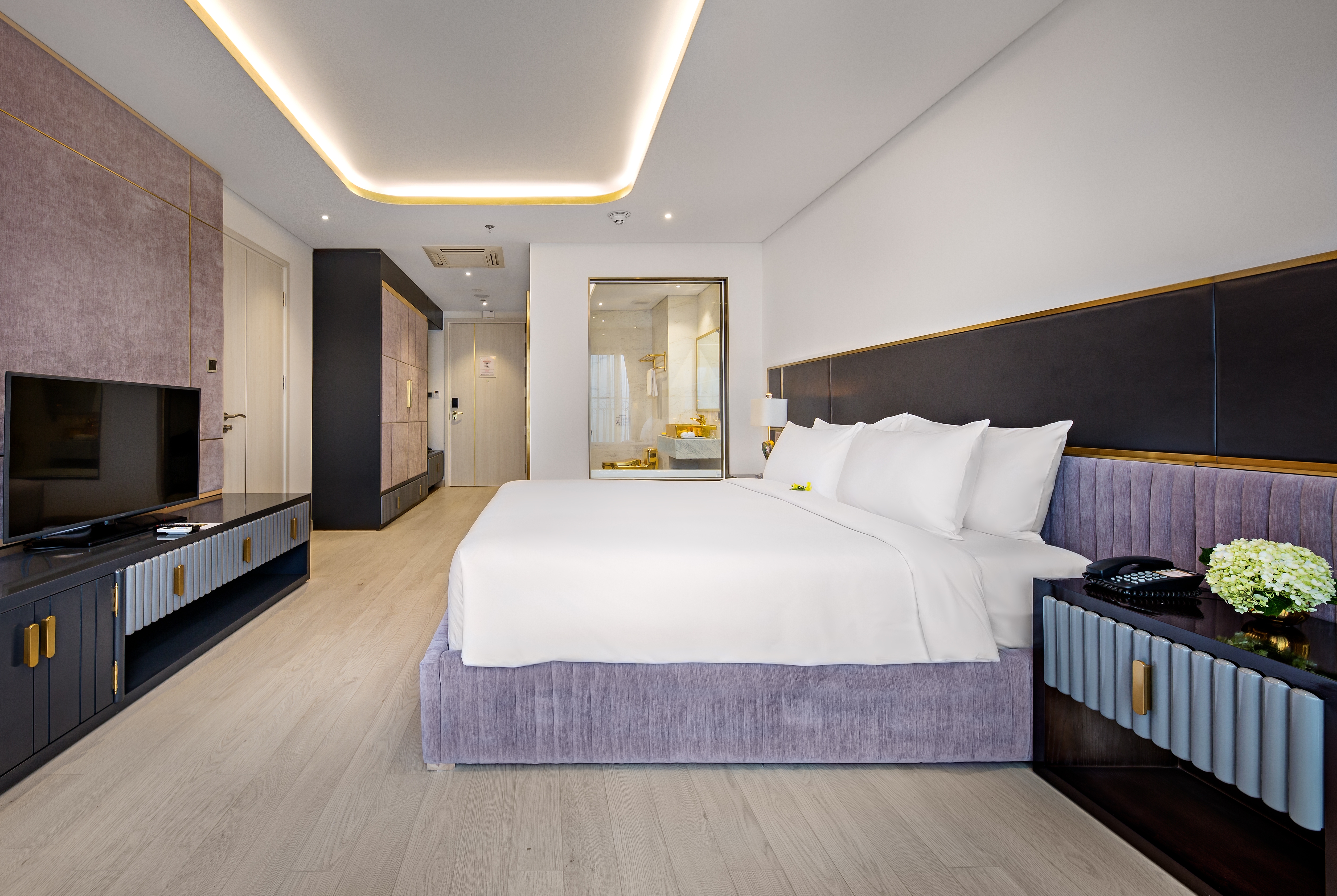 Guest room at the Wyndham Danang Golden Bay in Danang, Other than US/Canada