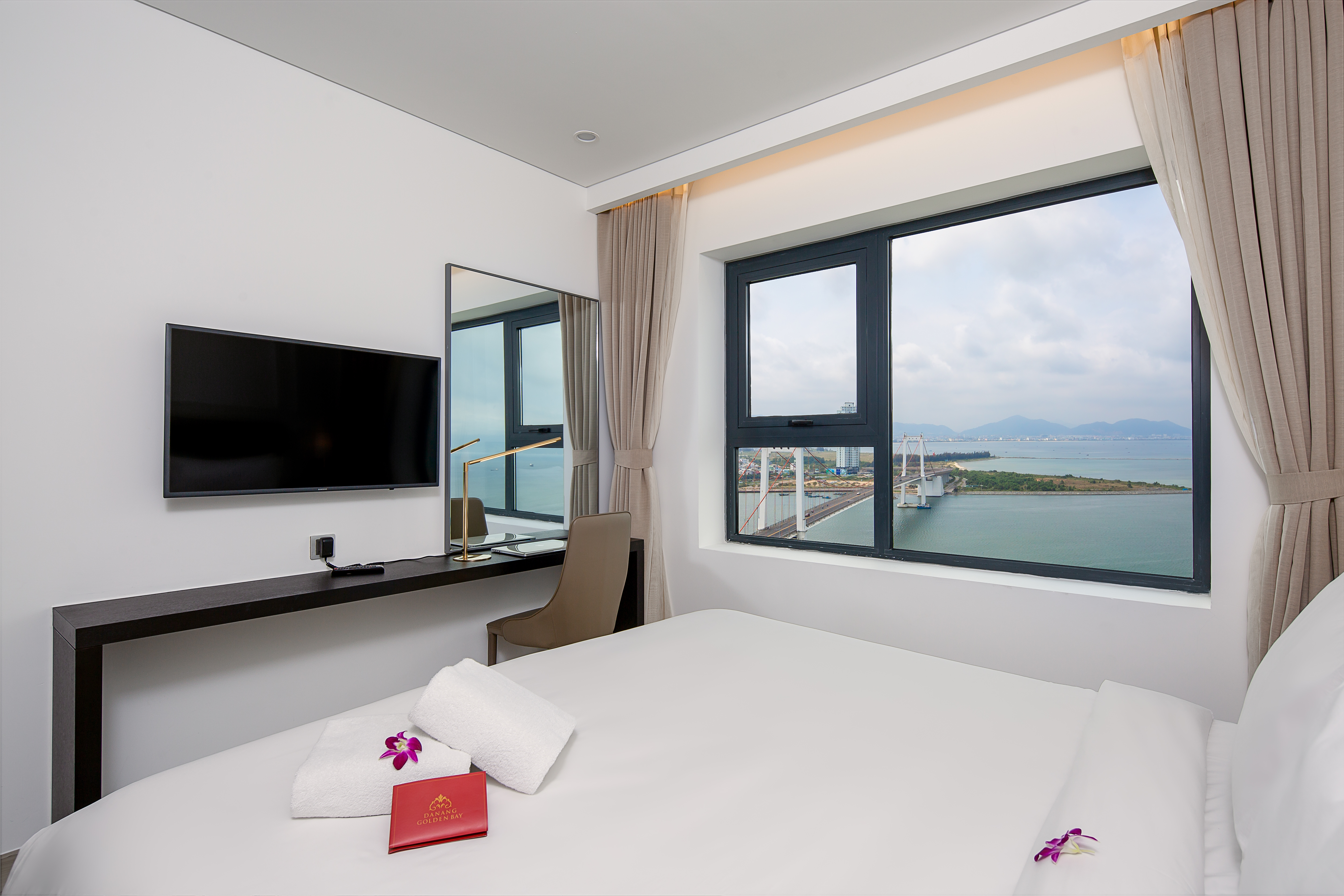 Wyndham Danang Golden Bay suite in Danang, Other than US/Canada