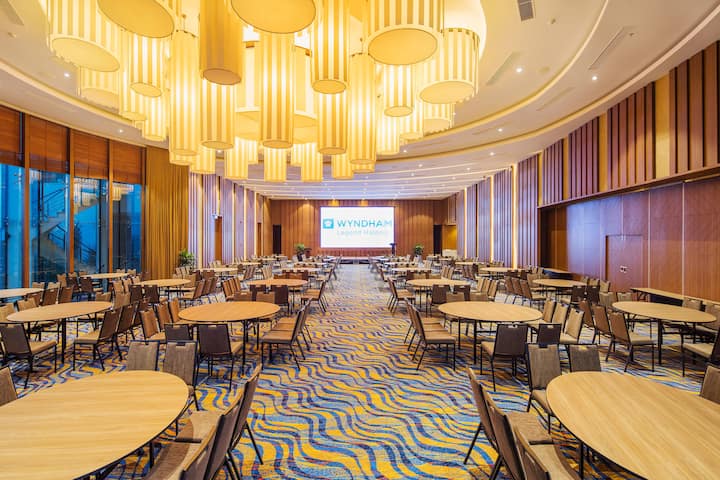 Wyndham Legend Halong Hotel ballroom in Halong, Other than US/Canada