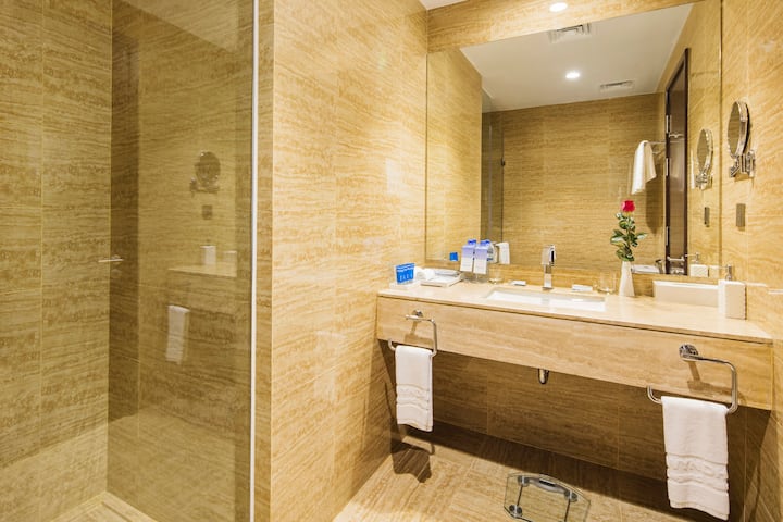 Guest room bath at the Wyndham Legend Halong Hotel in Halong, Other than US/Canada