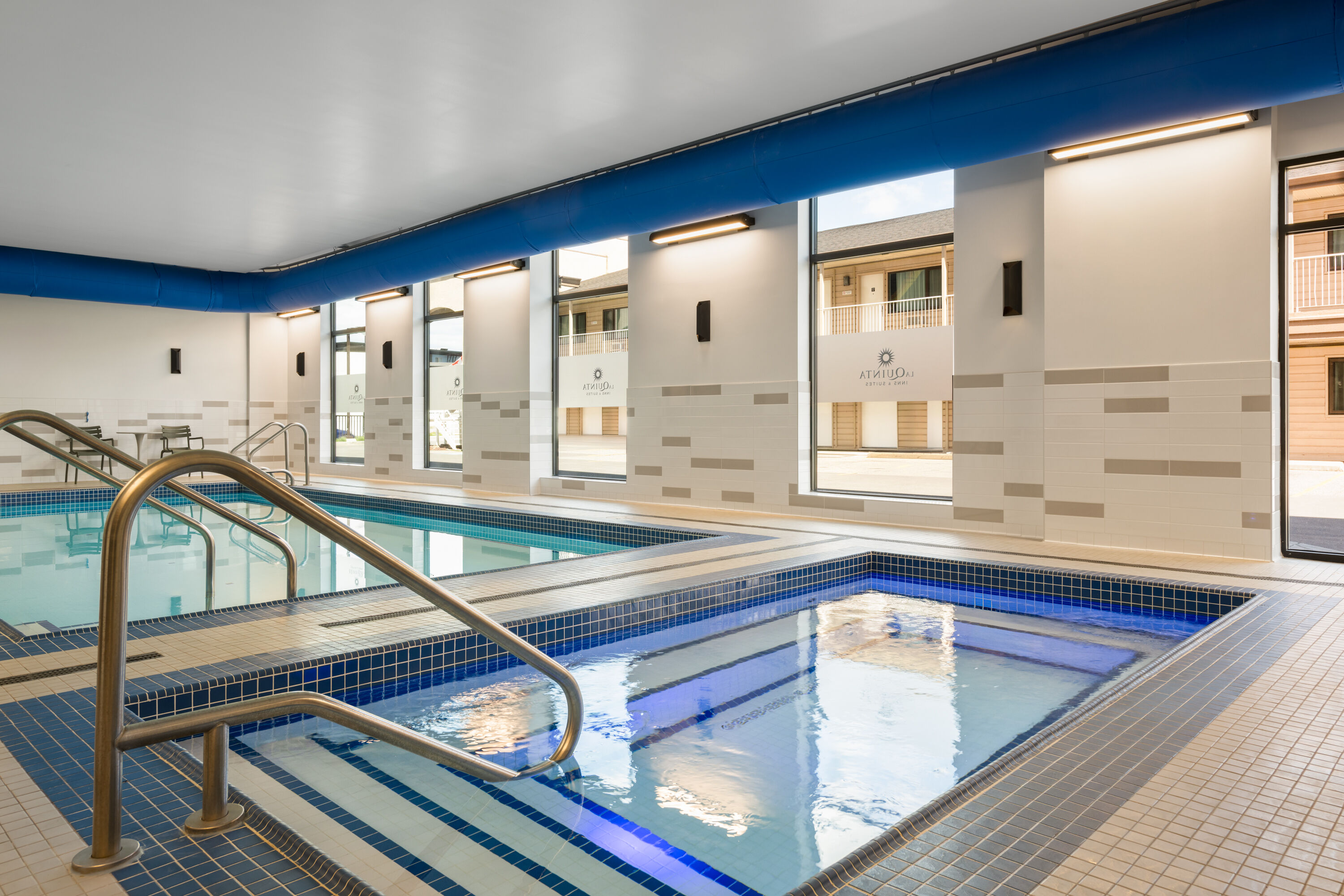 Hot tub at the La Quinta Inn & Suites by Wyndham Kelowna BC in Kelowna, British Columbia