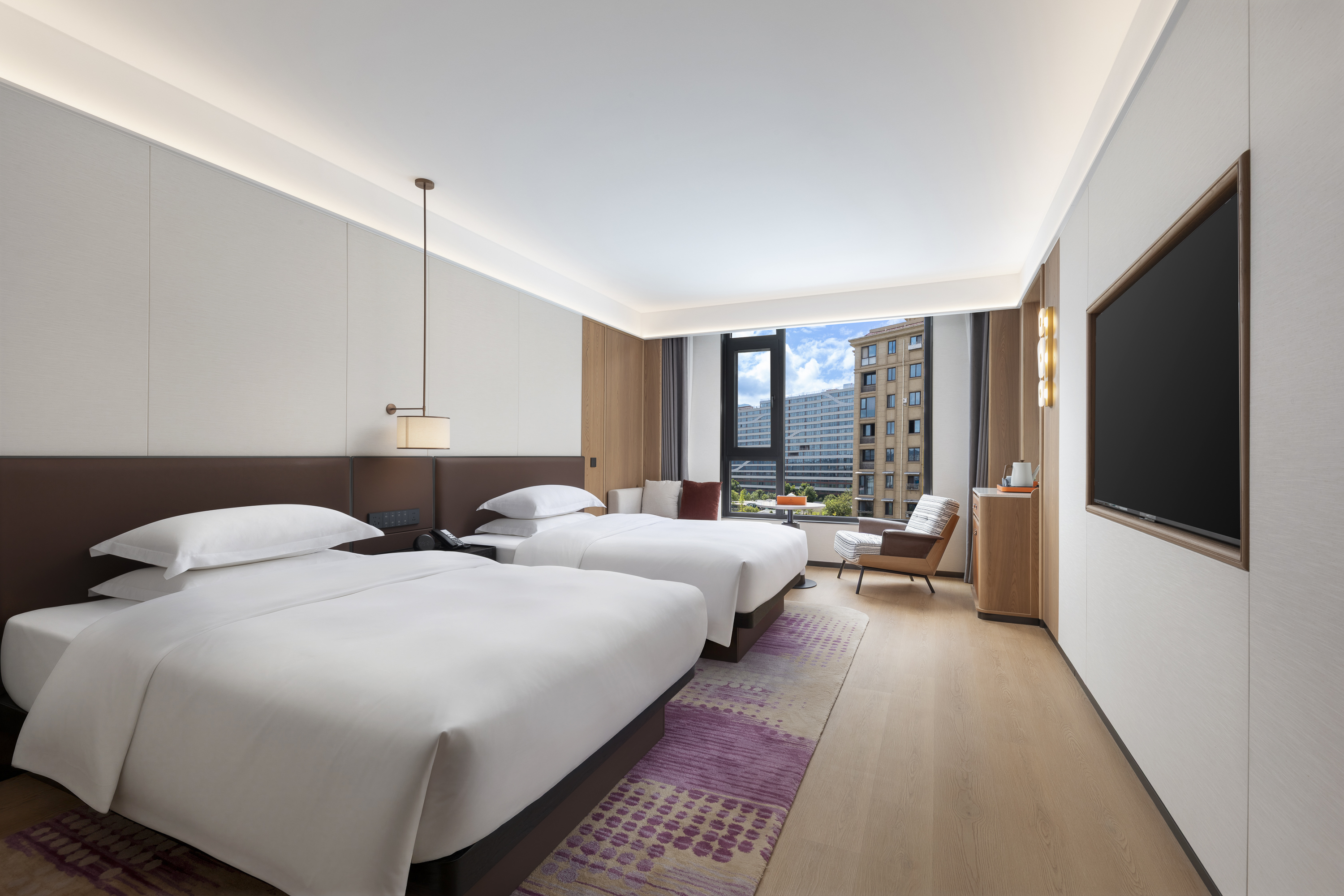 Guest room at the La Quinta by Wyndham Lishui Yunhe in Lishui, Other than US/Canada