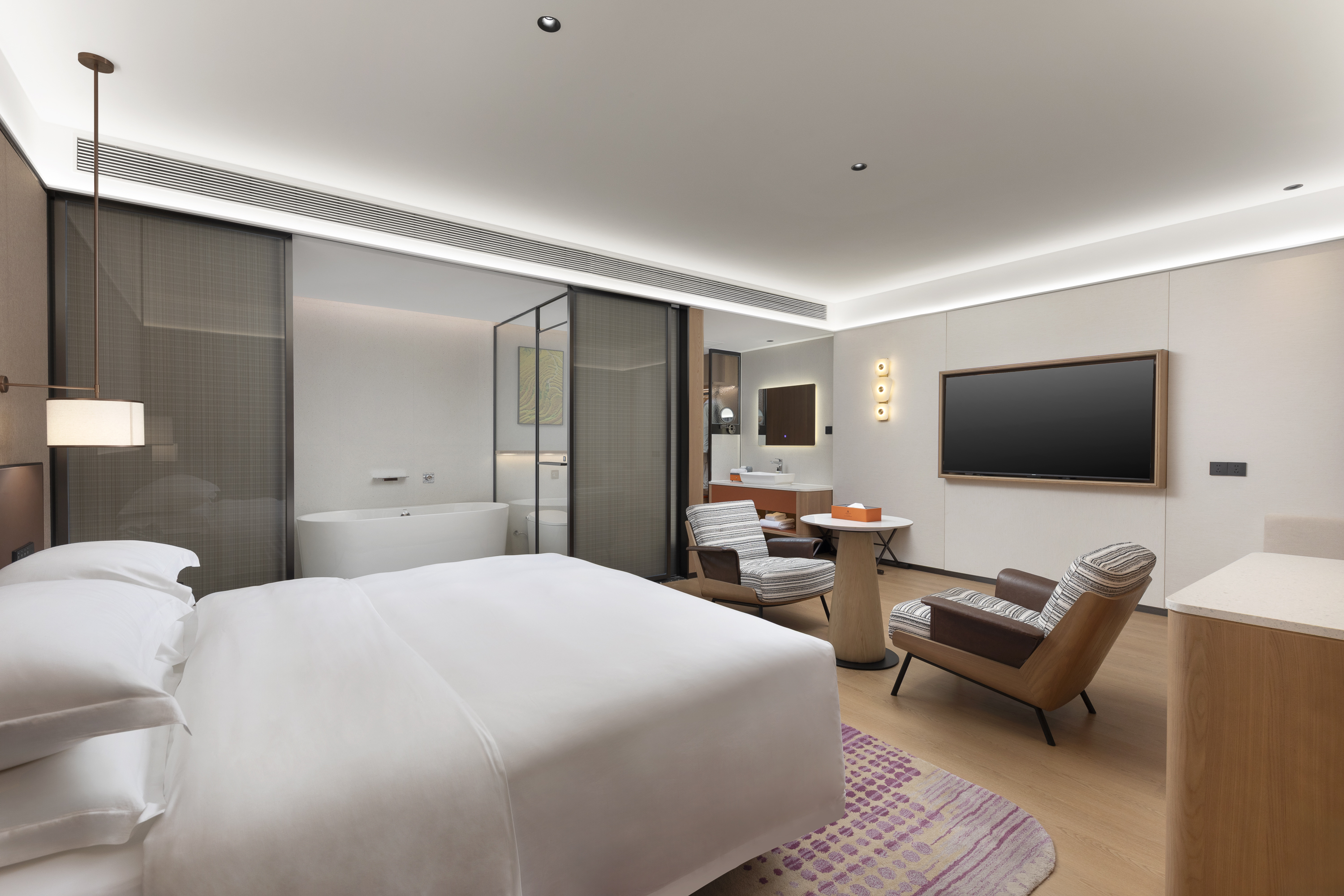Guest room at the La Quinta by Wyndham Lishui Yunhe in Lishui, Other than US/Canada