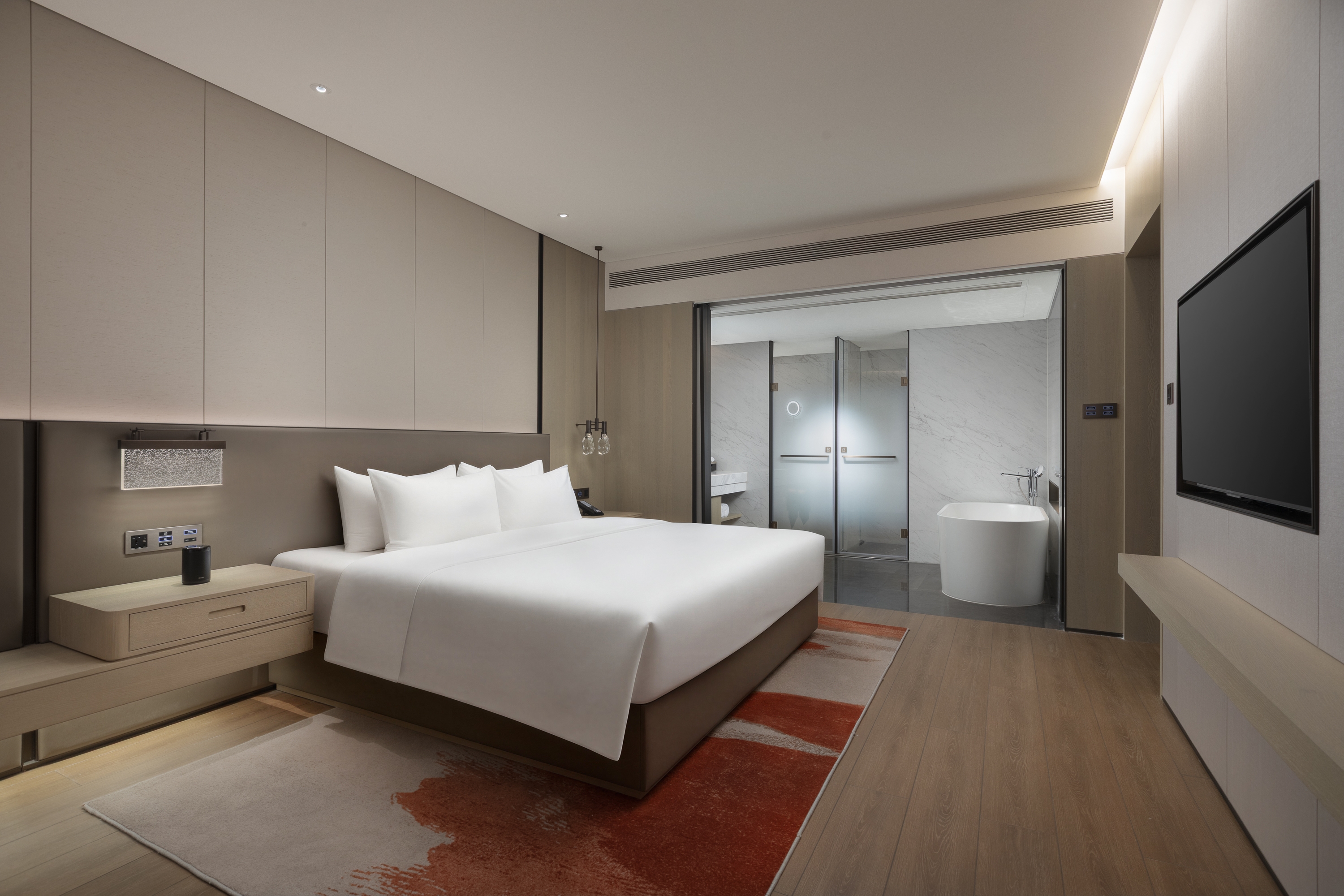 Guest room at the La Quinta by Wyndham Qinzhou Qinnan in Qinzhou, Other than US/Canada