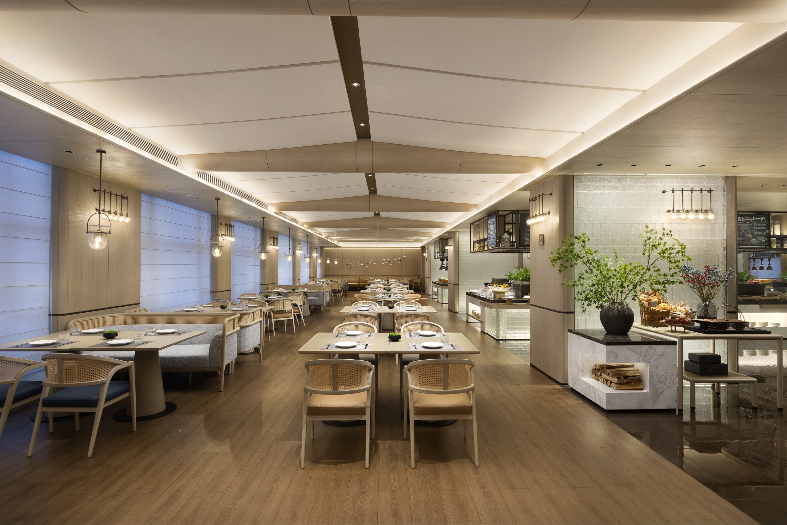 La Quinta by Wyndham Qinzhou Qinnan restaurant in Qinzhou, Other than US/Canada