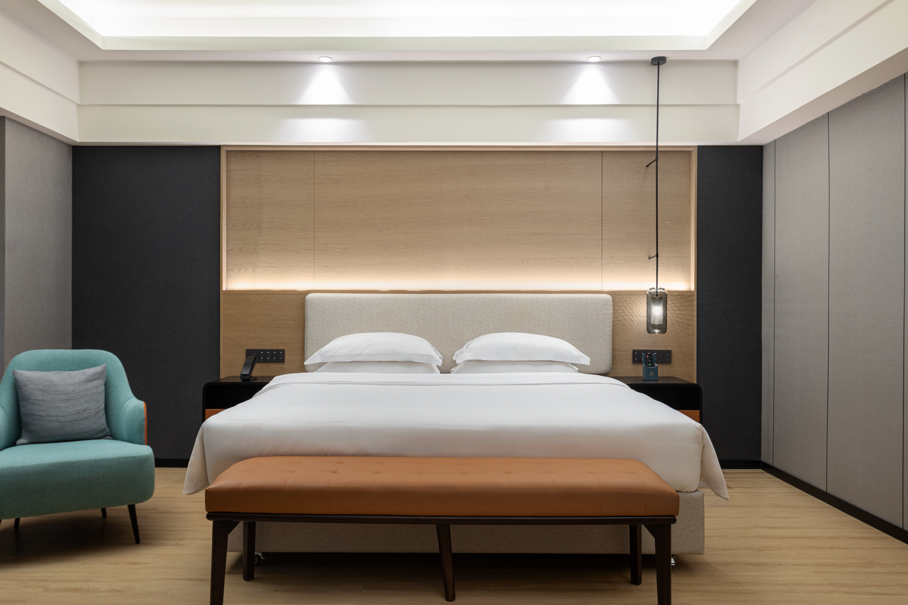 Guest room at the La Quinta by Wyndham Qionghai Yinhai in Qionghai, Other than US/Canada