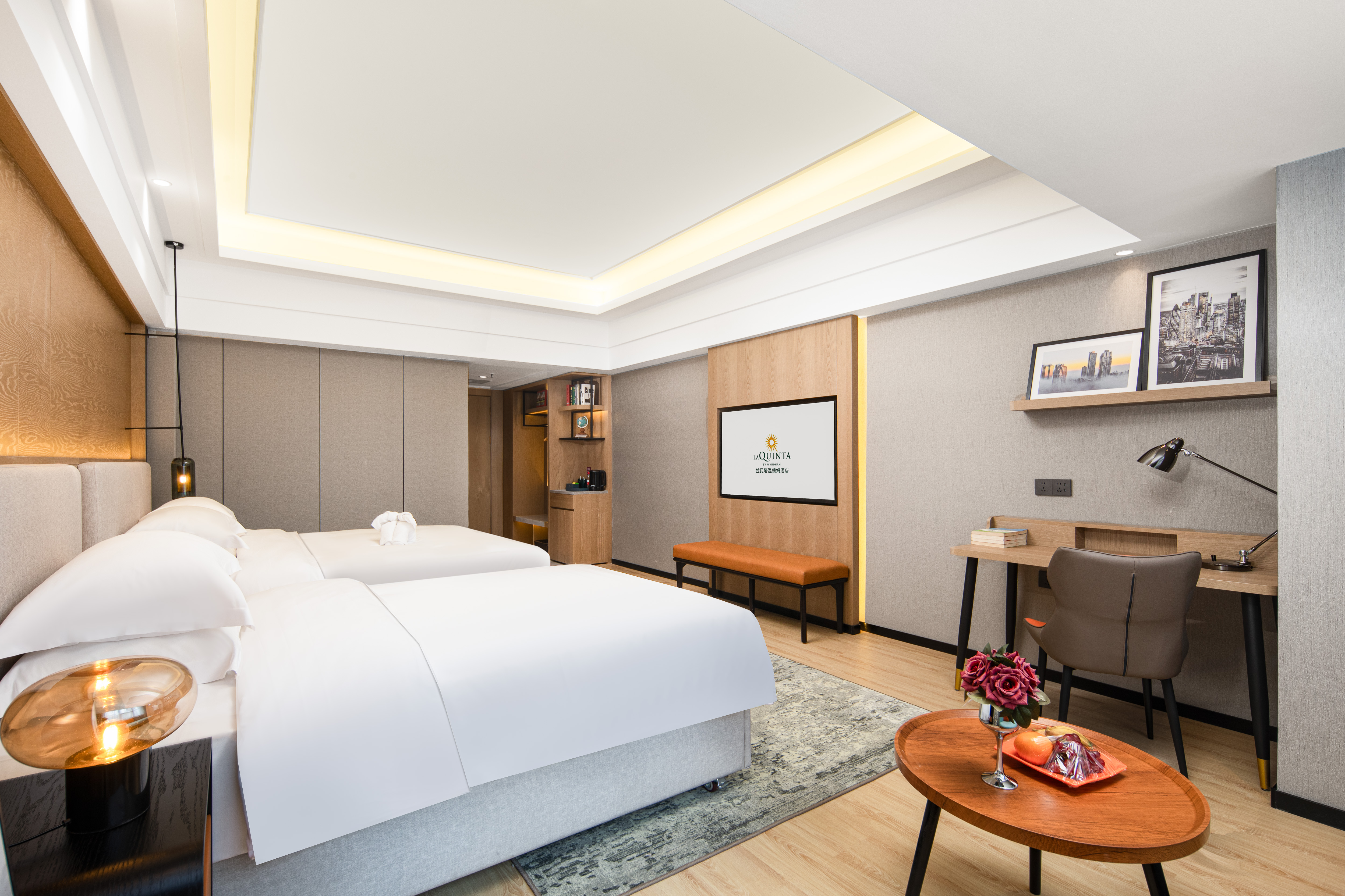 Guest room at the La Quinta by Wyndham Qionghai Yinhai in Qionghai, Other than US/Canada
