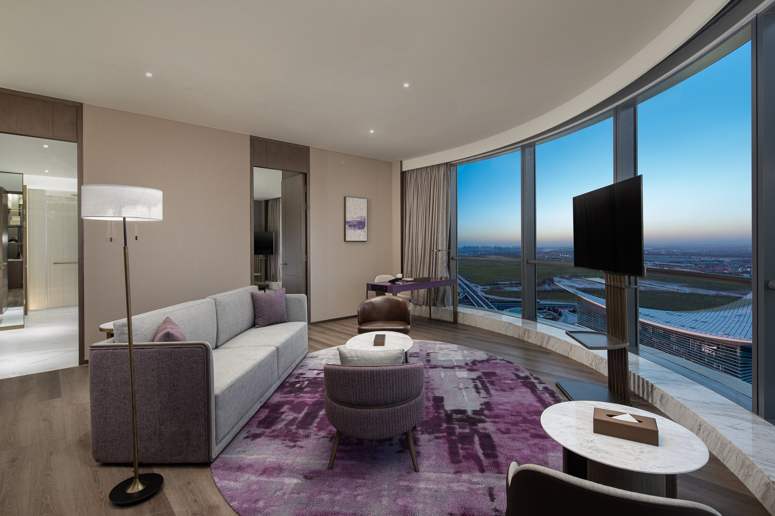 Guest room at the La Quinta by Wyndham Shanxi Xiaohe Xincheng in Taiyuan Shanxi, Other than US/Canada