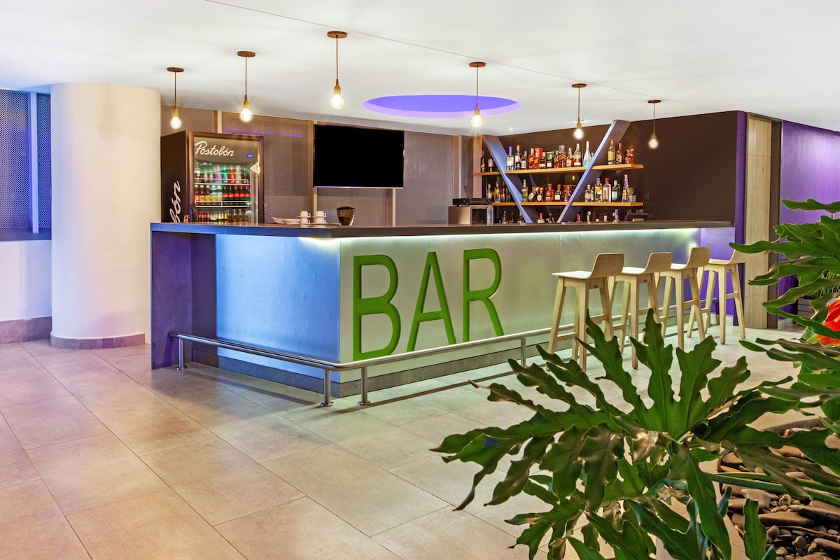 La Quinta by Wyndham Medellin | Hoteles en Medellin, CO