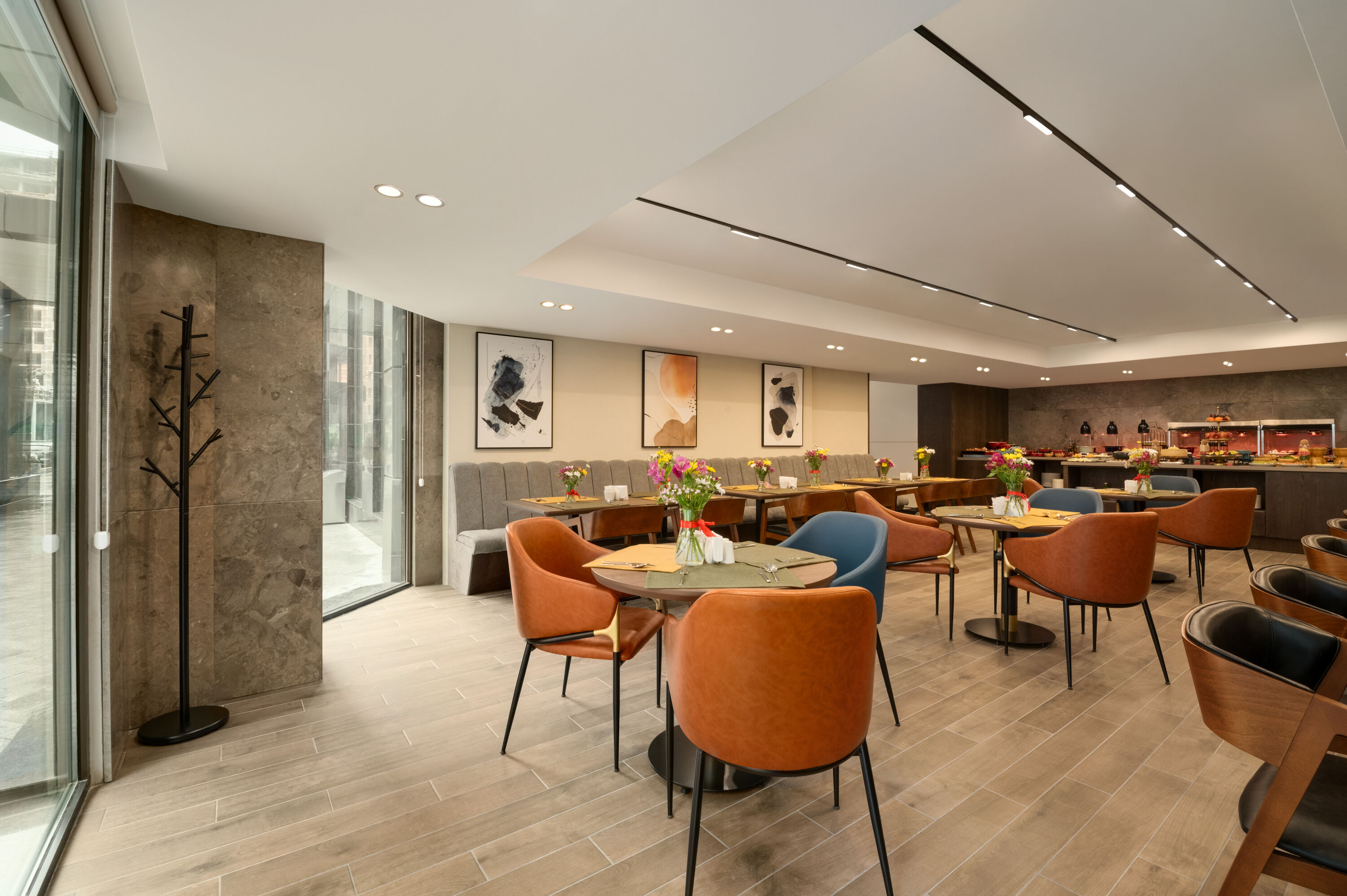 La Quinta by Wyndham Batumi restaurant in Batumi, Other than US/Canada