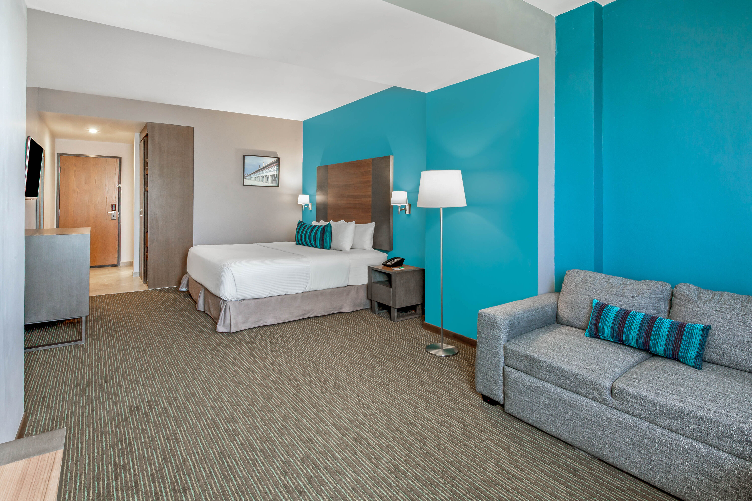 La Quinta by Wyndham Aguascalientes suite in Aguascalientes, Other than US/Canada