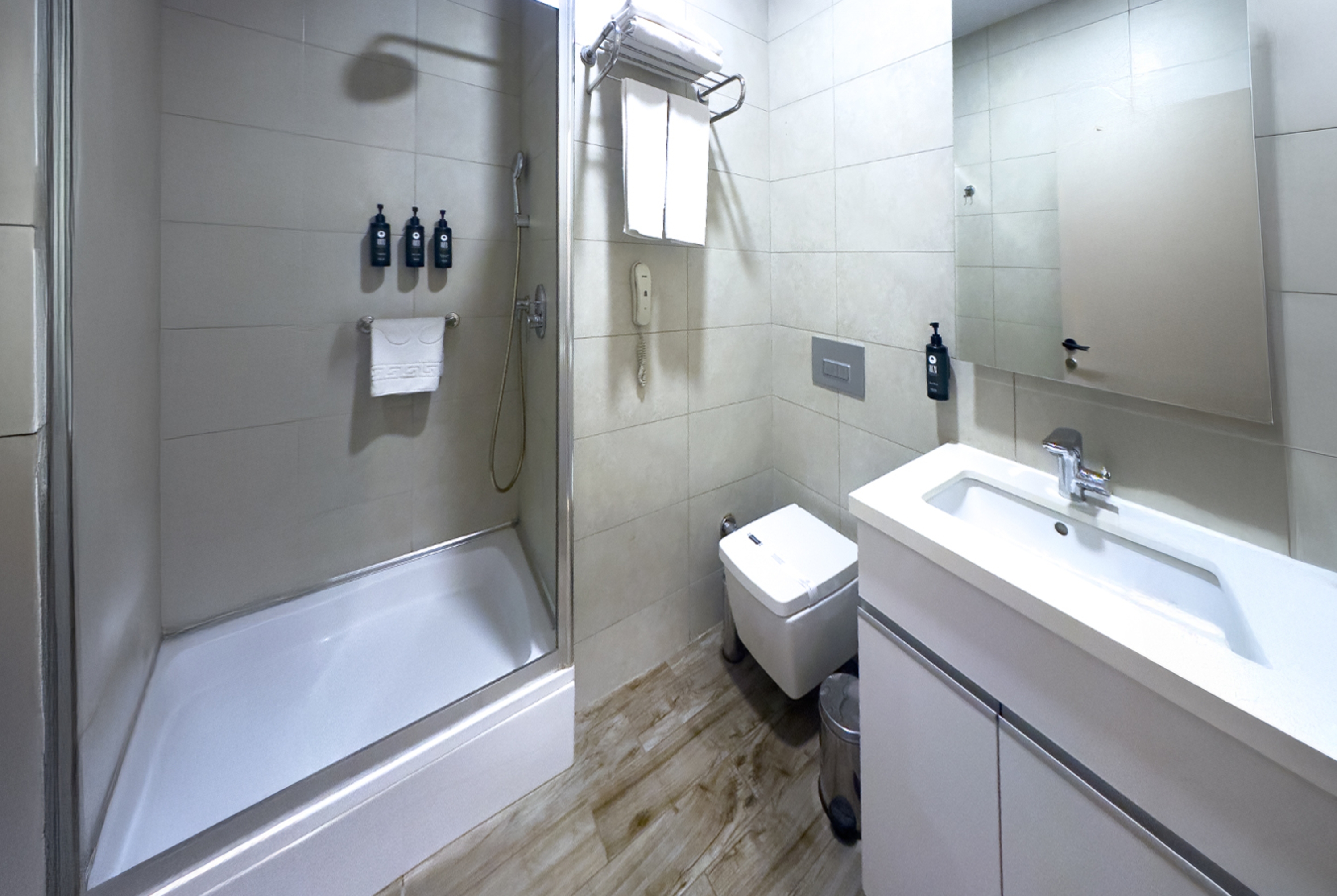 Guest room bath at the La Quinta by Wyndham Istanbul Gunesli in Istanbul, Other than US/Canada