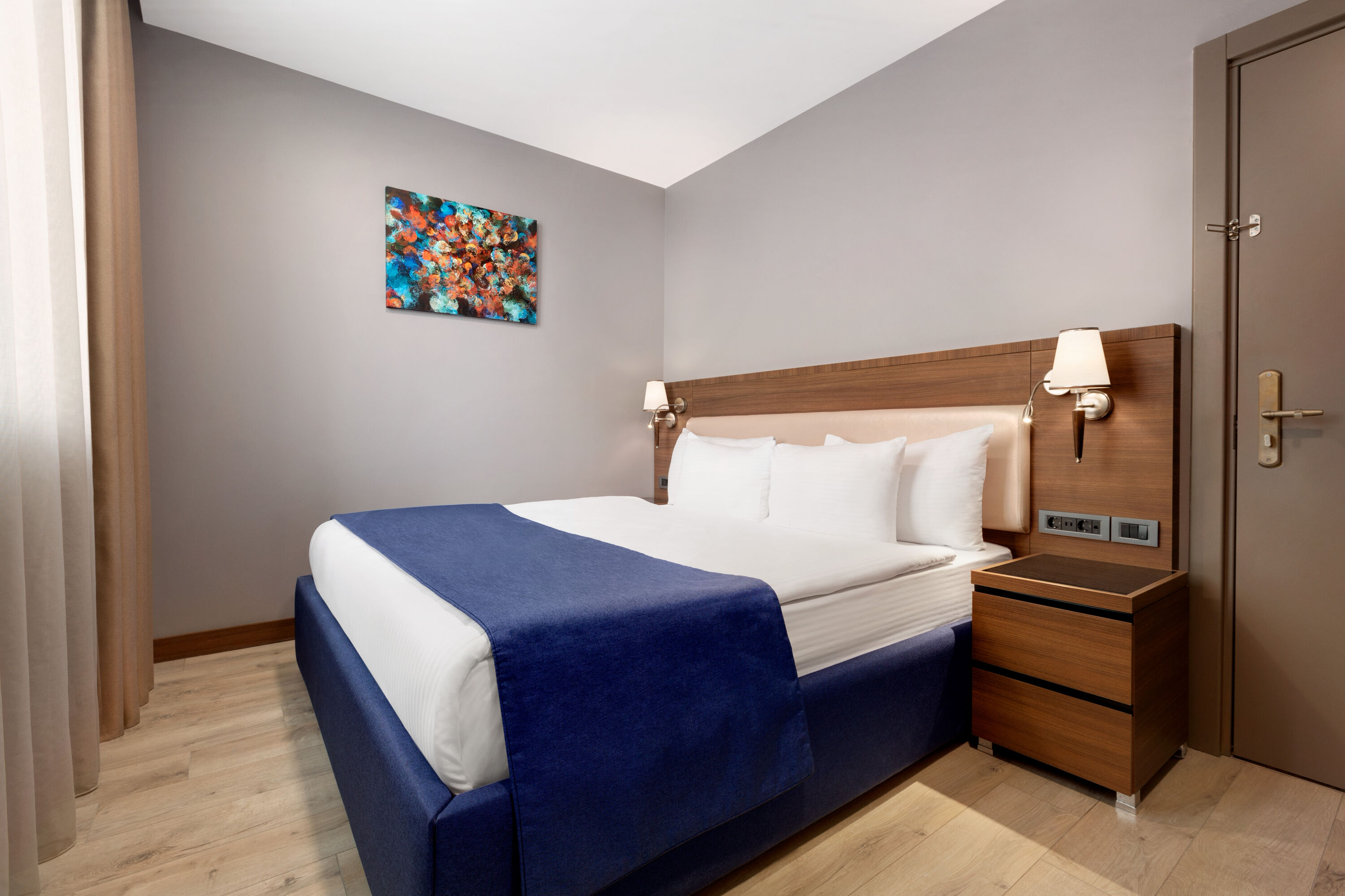 Guest room at the La Quinta by Wyndham Istanbul Gunesli in Istanbul, Other than US/Canada