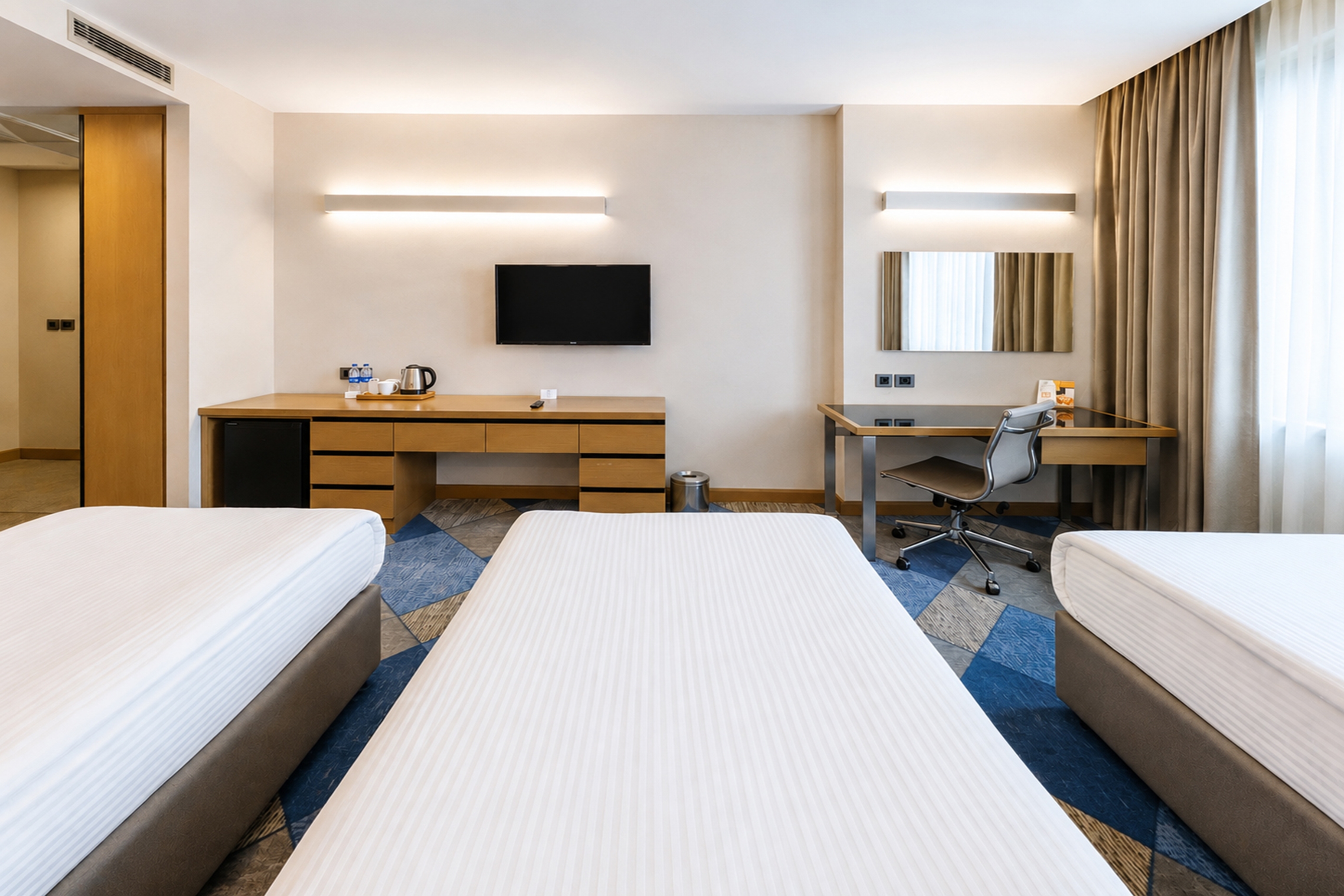 Guest room at the La Quinta by Wyndham Istanbul Gunesli in Istanbul, Other than US/Canada