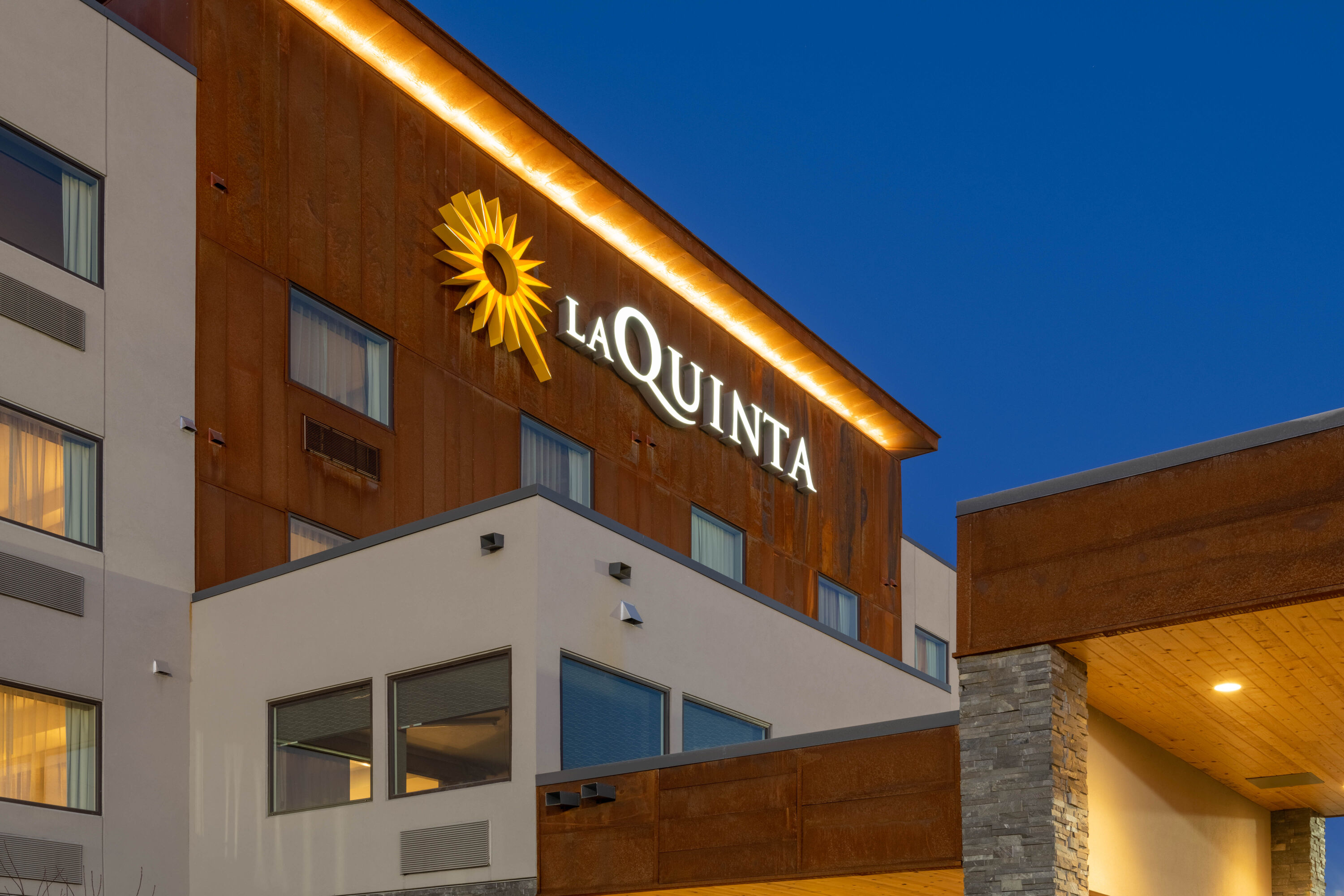 Exterior of La Quinta Inn & Suites by Wyndham Anchorage Airport hotel in Anchorage, Alaska