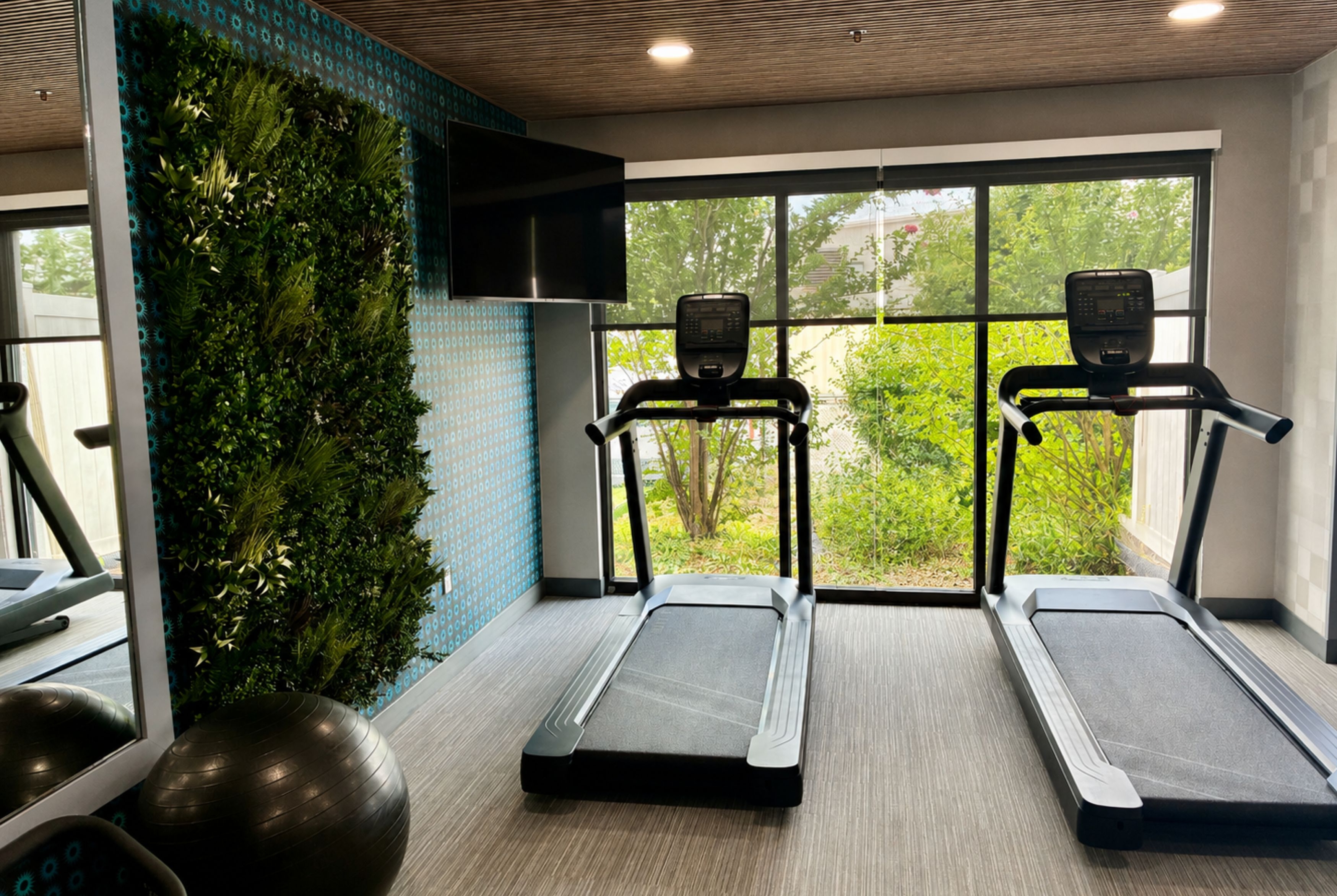 Fitness room at La Quinta Inn & Suites by Wyndham Auburn - University Area in Auburn, Alabama
