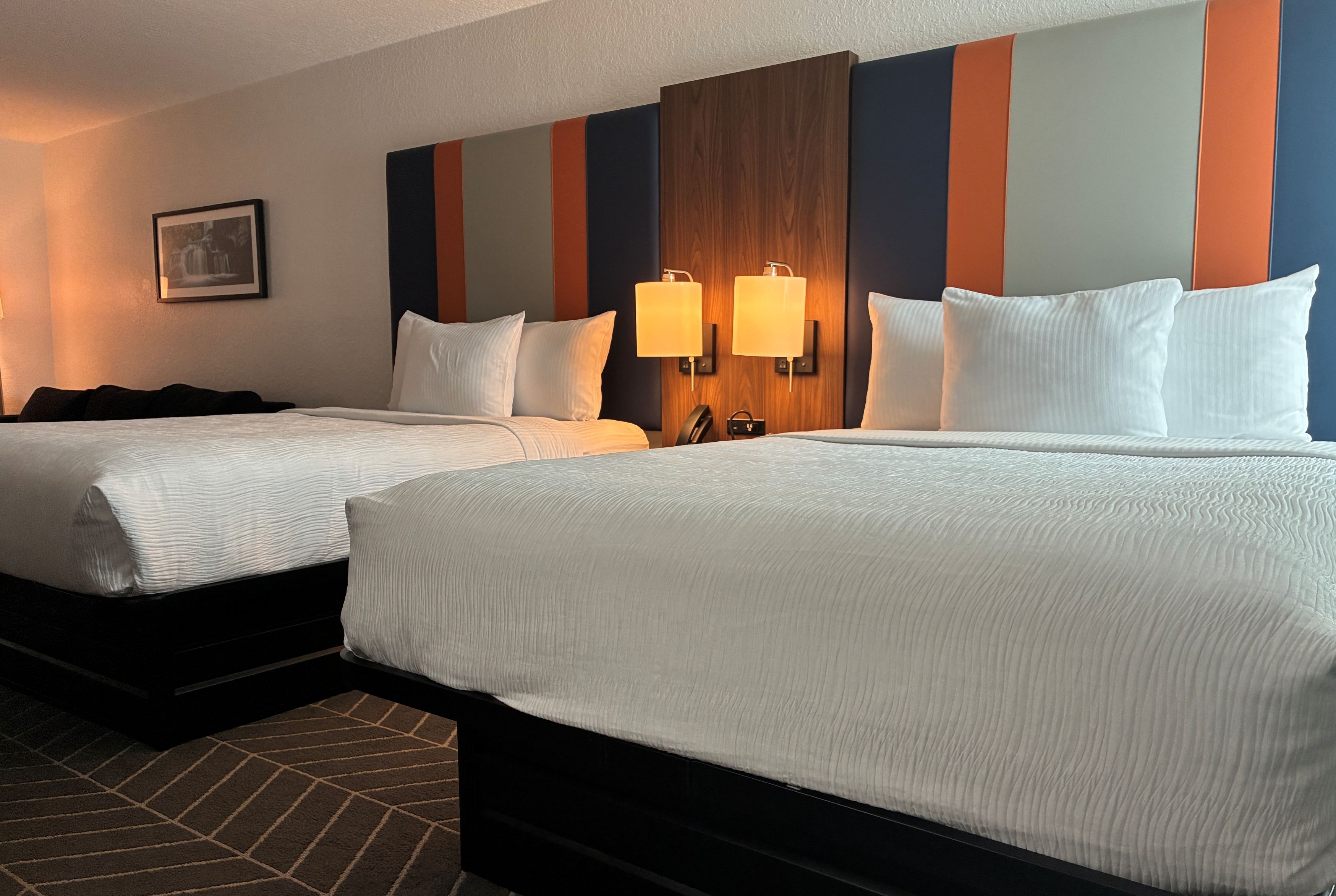 Guest room at the La Quinta Inn & Suites by Wyndham Auburn - University Area in Auburn, Alabama