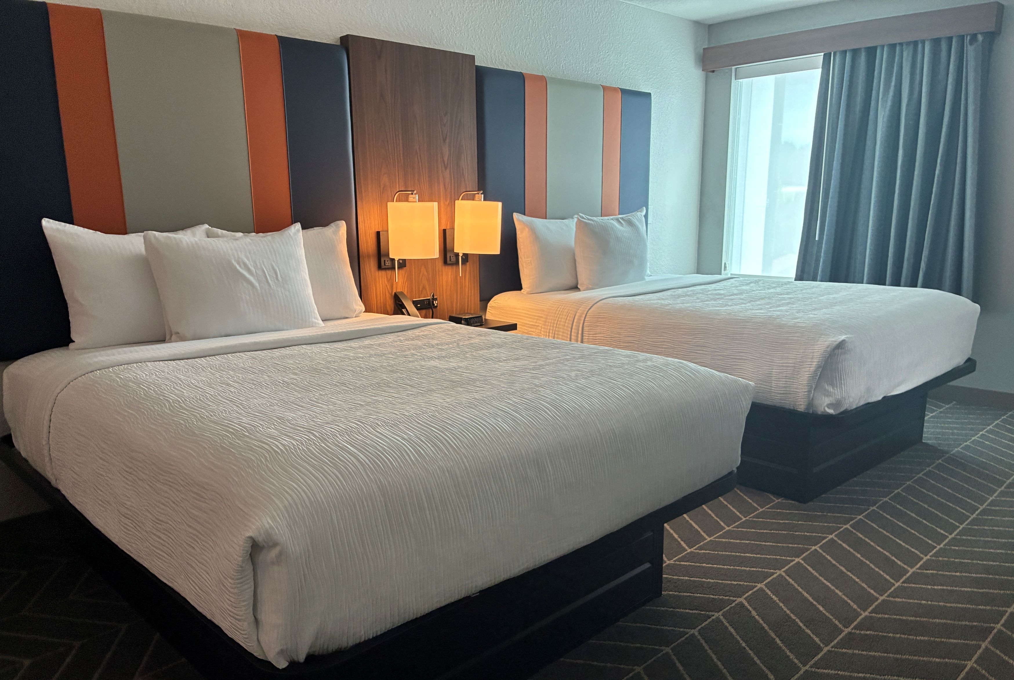 Guest room at the La Quinta Inn & Suites by Wyndham Auburn - University Area in Auburn, Alabama
