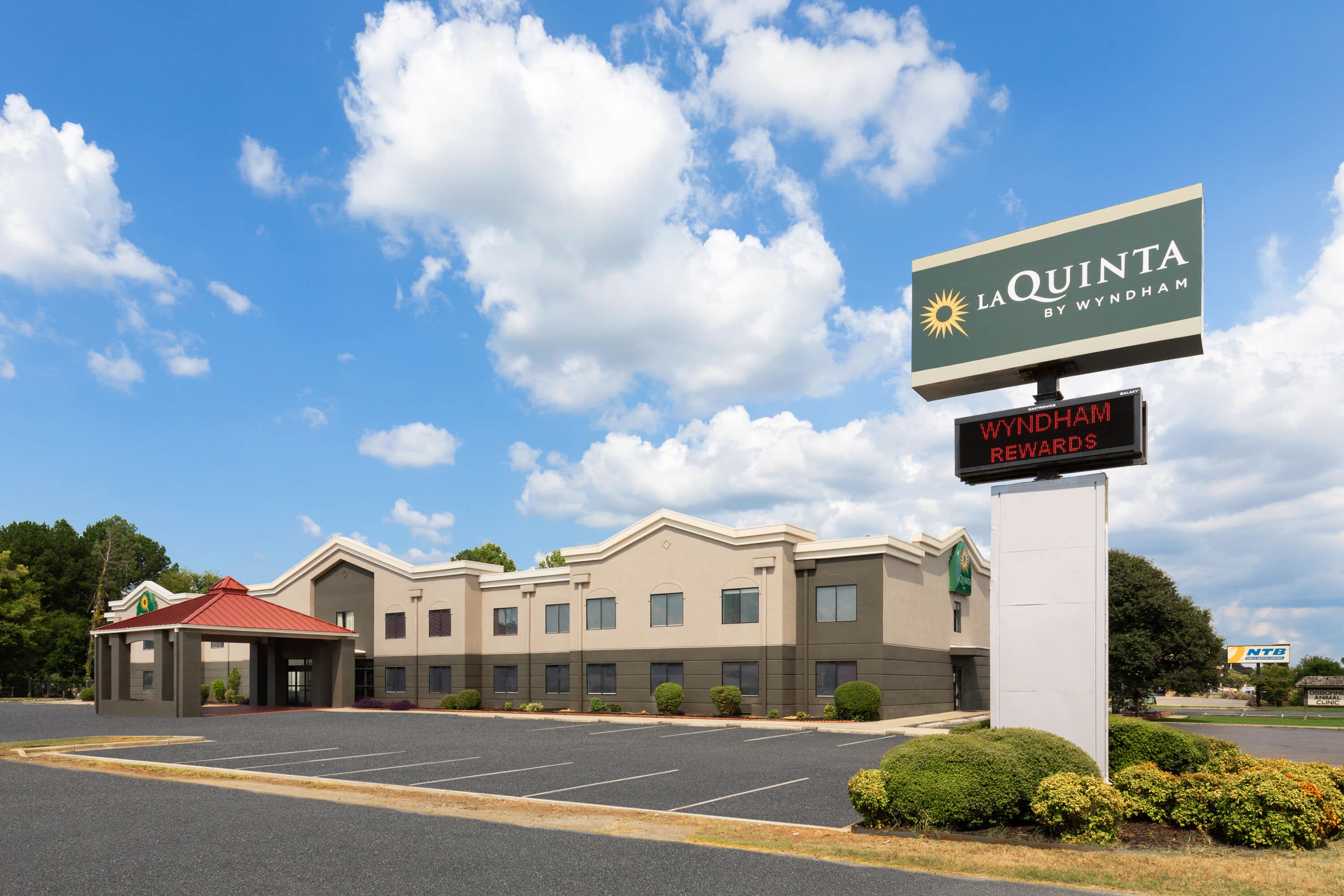 Baymont Inn And Suites Decatur Al La Quinta Inn by Wyndham Decatur | Decatur, AL Hotels