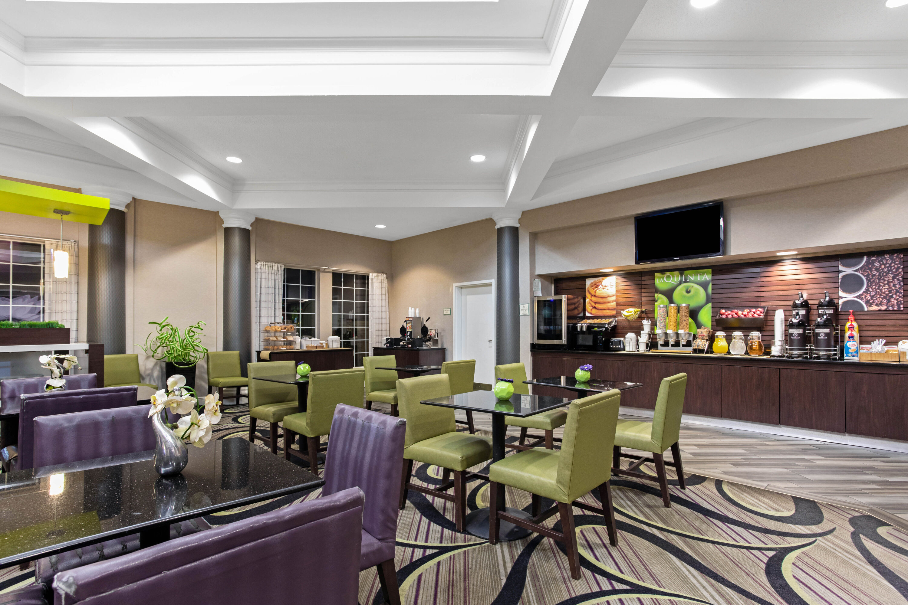 La Quinta Inn Amp Suites By Wyndham Birmingham Homewood